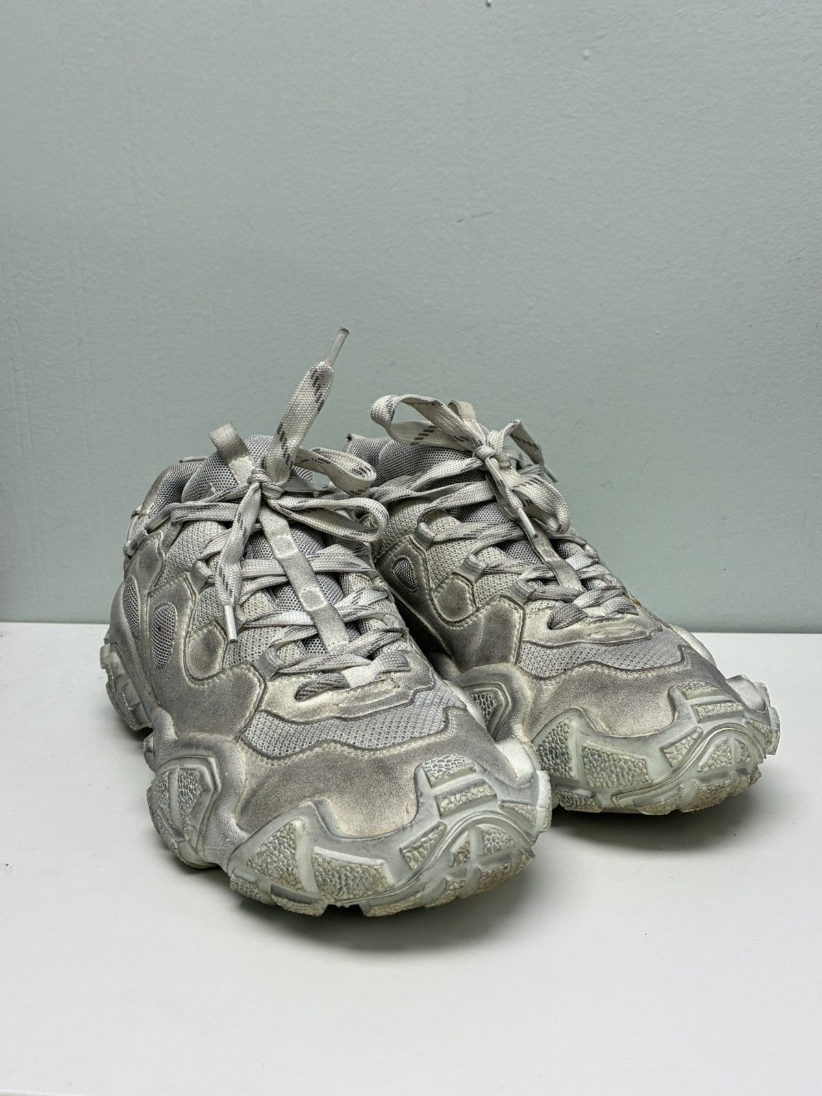 Acne Studios Boltzer M sneaker. Size 41 Size US 8 / EU 41 - 14 Thumbnail