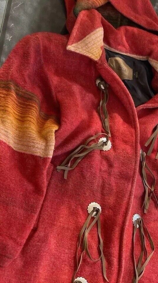 Woolrich Woolen Mills Woolrich Coat Womens L Red Southwest Aztec Wool Coat USA Size L / US 10 / IT 46 - 5 Thumbnail