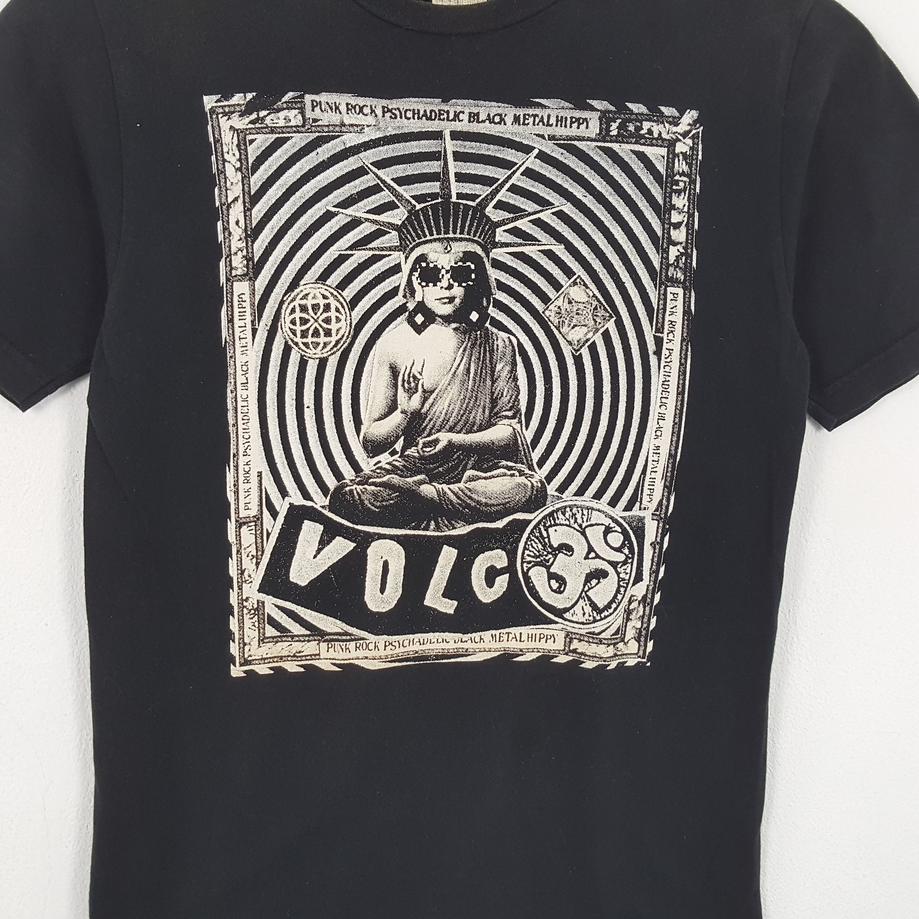 Vintage × Volcom VOLCOM Streetwear Skateboard Style Rare Design Tshirt Size US S / EU 44-46 / 1 - 2 Thumbnail