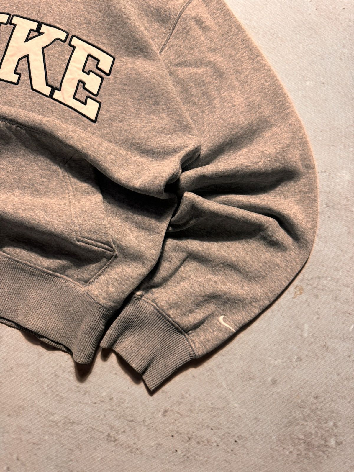 Nike × Vintage NIKE VINTAGE CENTER LOGO OVERSIZE BOXY HOODIE Size US S / EU 44-46 / 1 - 3 Thumbnail