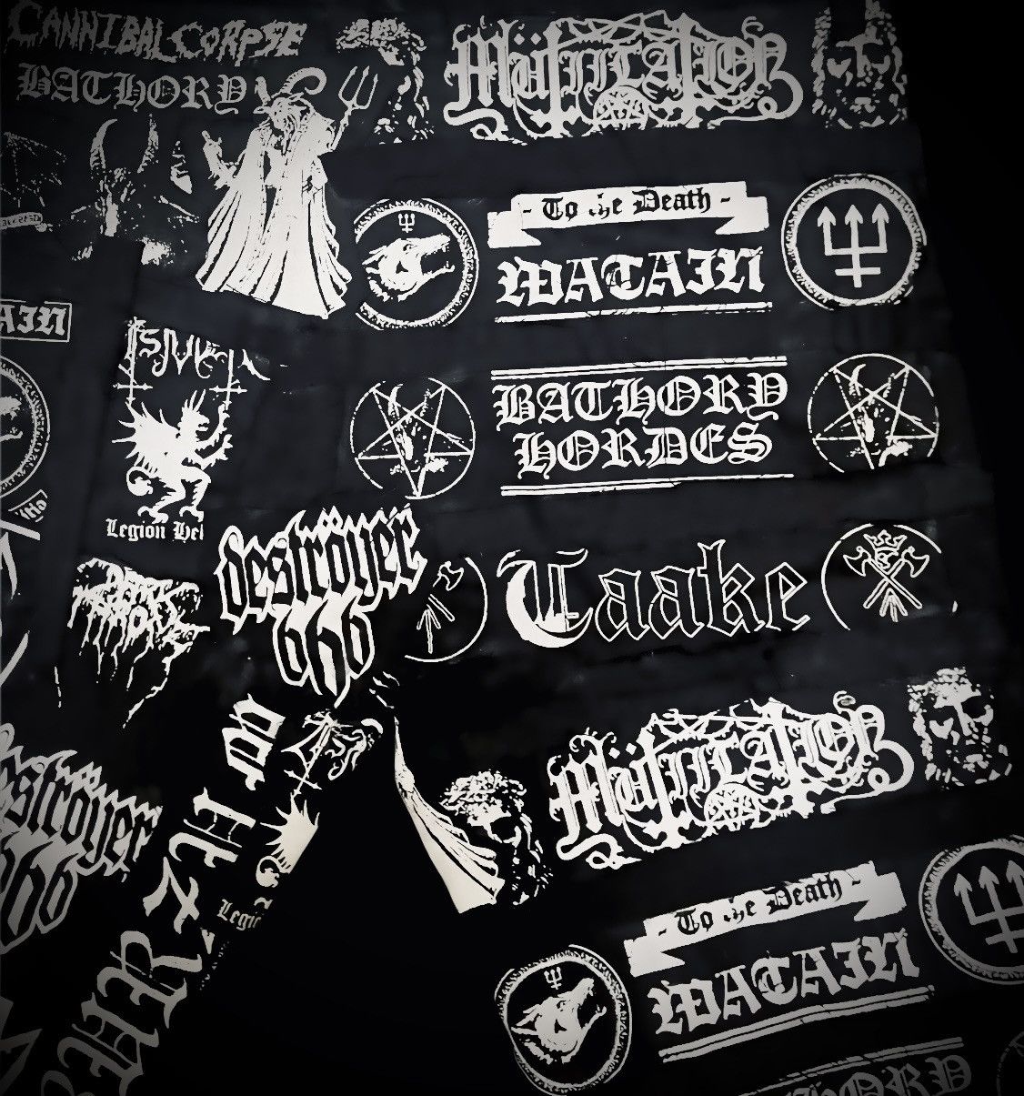 Band Tees × Other Heavy Metal Custom Shorts Pants Size US 31 - 12 Thumbnail