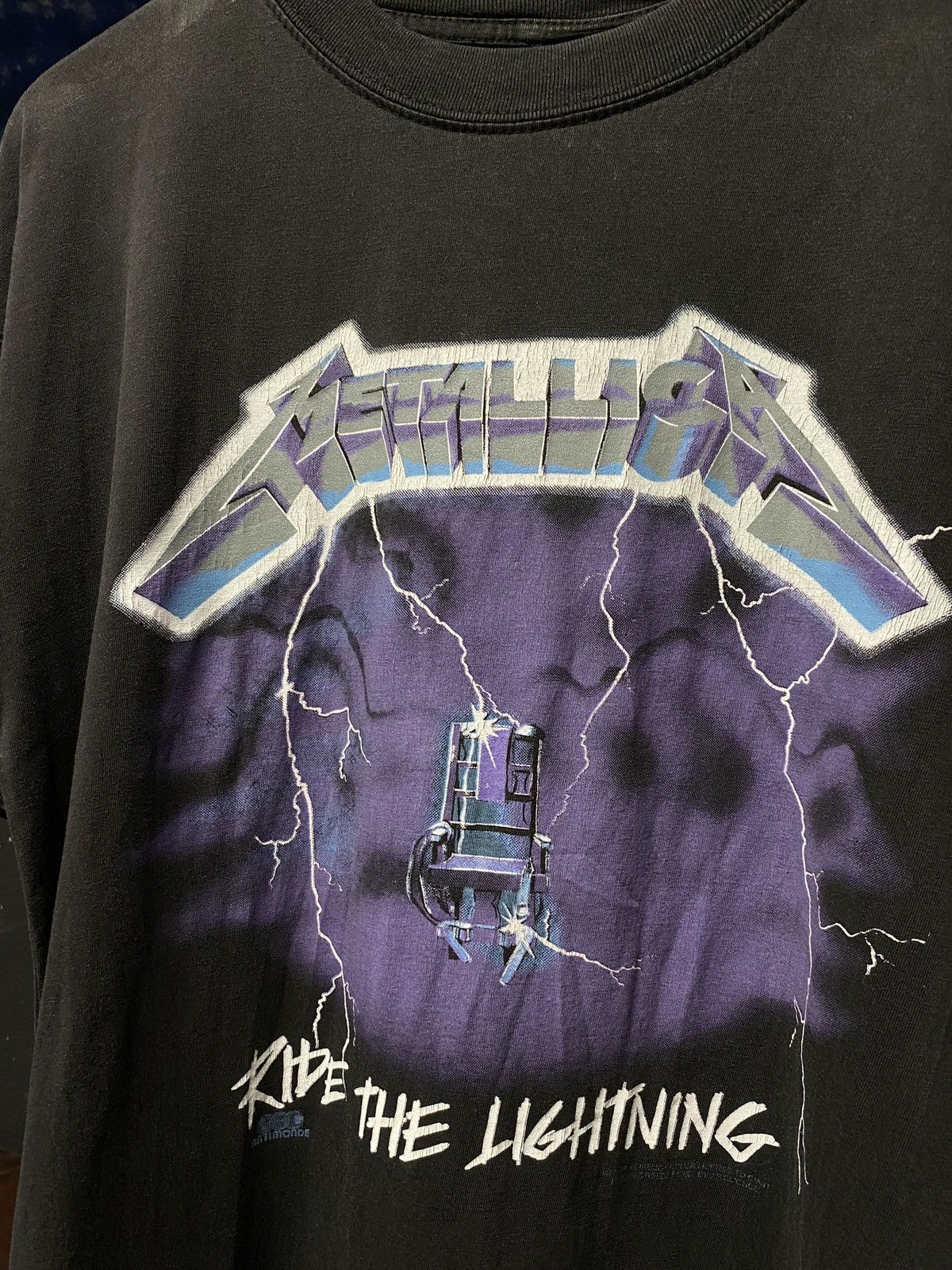 Band Tees Vintage 90’s Metallica Ride the Lightning Band Shirt Large Size US L / EU 52-54 / 3 - 4 Thumbnail