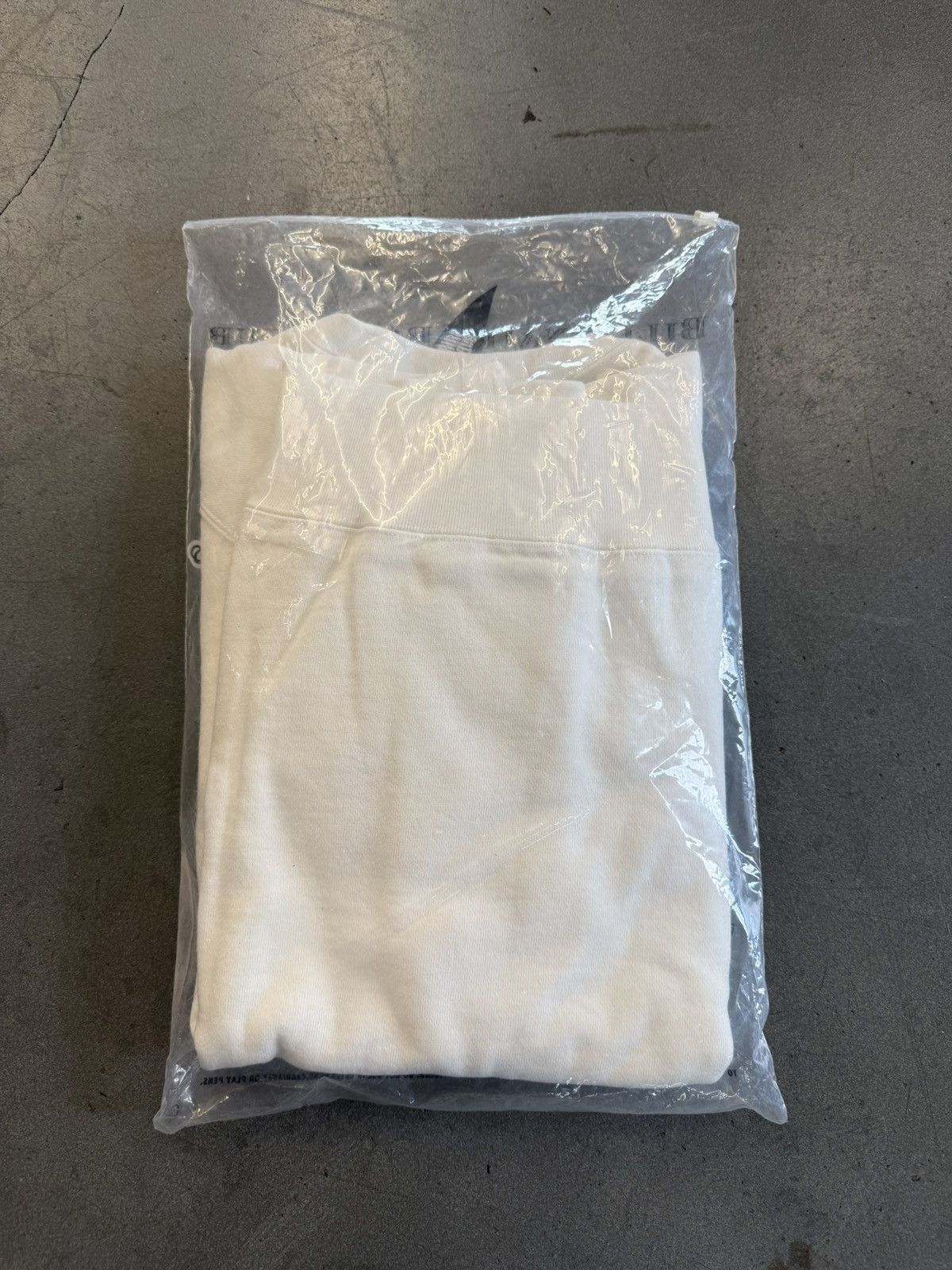 Billionaire Boys Club Billionaire Boys Club BBC Ice Cream Season 4 Crewneck Size US L / EU 52-54 / 3 - 14 Thumbnail