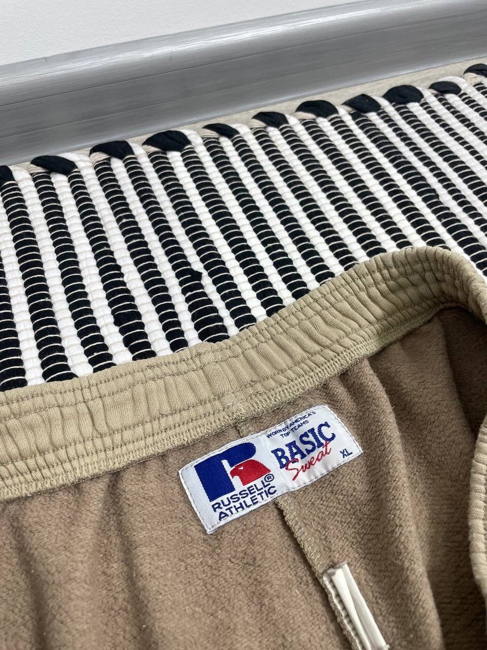 Russell Athletic Vintage Russell Athletic Baggy Sweatpants Y2K Size US 34 / EU 50 - 10 Thumbnail