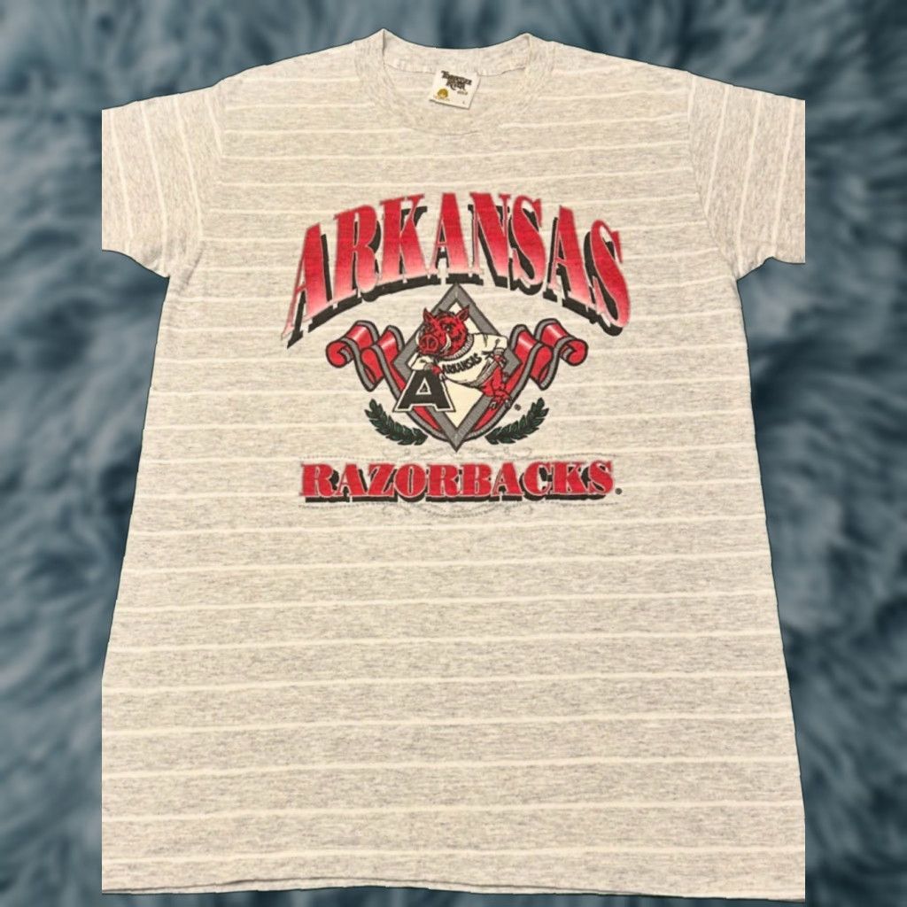 Vintage VINTAGE Razorbacks Arkansas University Striped Shirt Mens L 1990s 90s Gray Short Sleeve T-Shirt Size US L / EU 52-54 / 3 - 1 Thumbnail