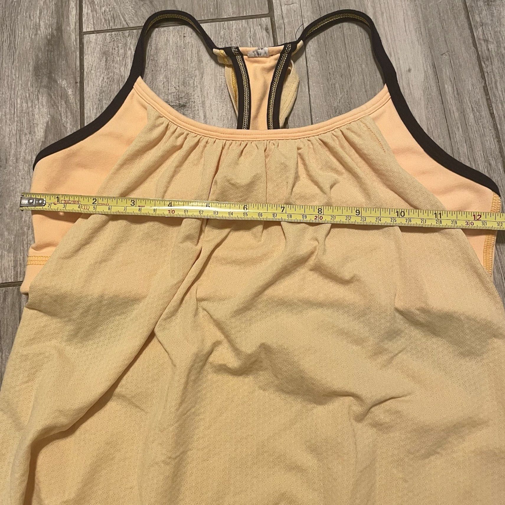 Lululemon Lululemon Athletica Tank Women 4 No Limits Shelf Bra No Pads Yellow Navy Multicolor Sleeveless Activewear Dress Codes Womens Size ONE SIZE - 5 Thumbnail