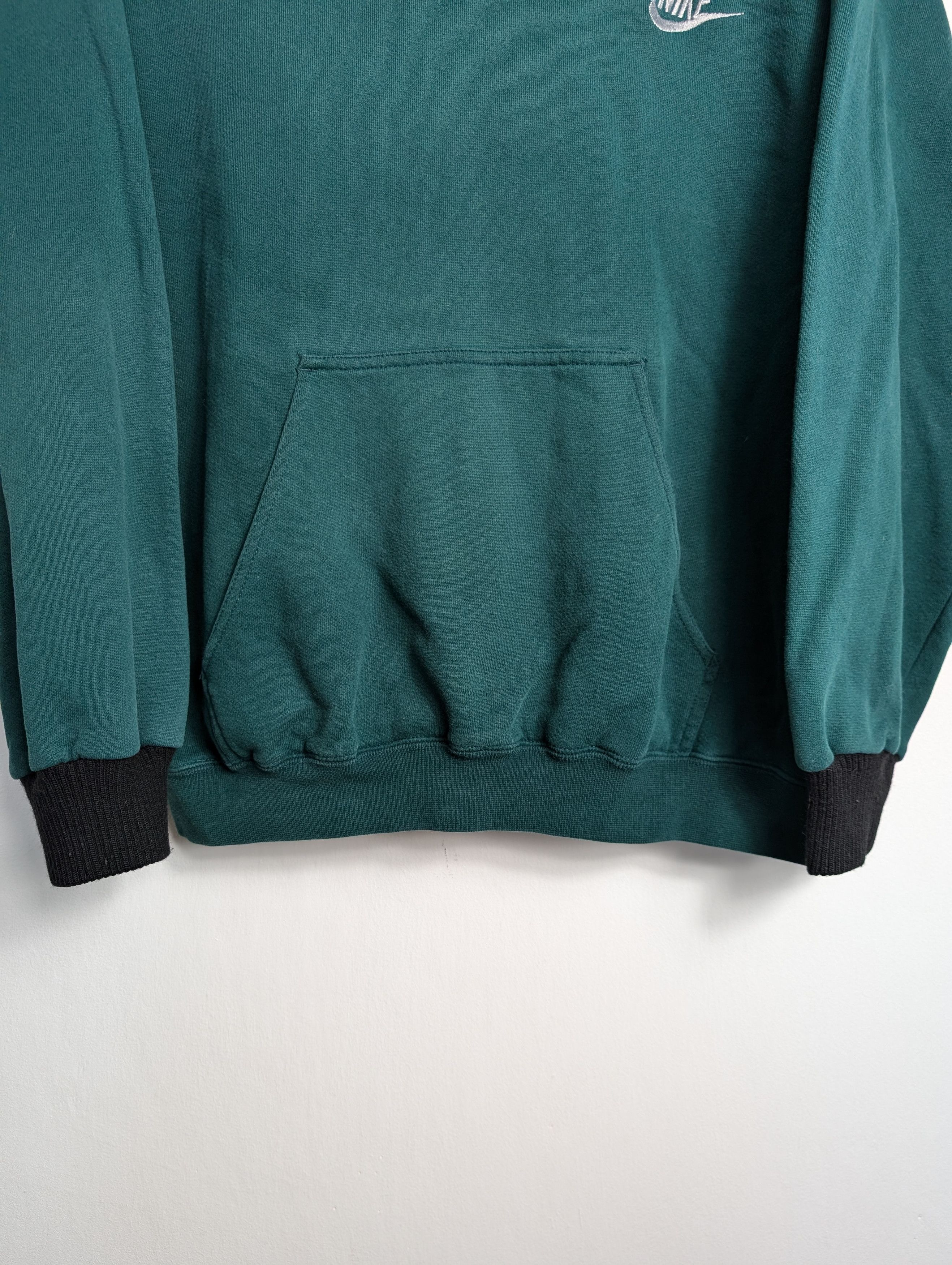 Nike Vintage 90s Nike Embroidered Hoodie Boxy Y2K Retro Green Size US M / EU 48-50 / 2 - 3 Thumbnail