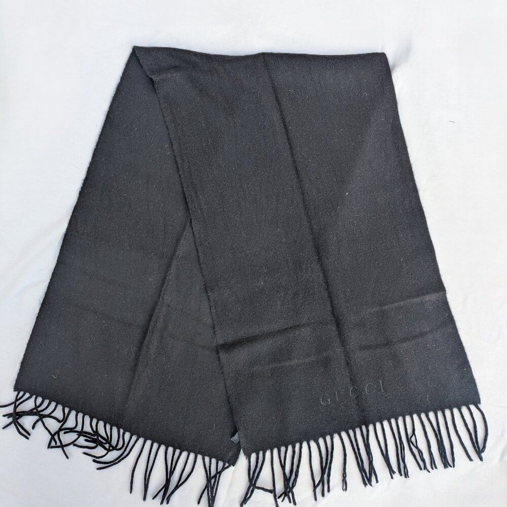 Gucci Gucci Authentic Unisex Scarf Black 100% Cashmere Size ONE SIZE - 1 Thumbnail