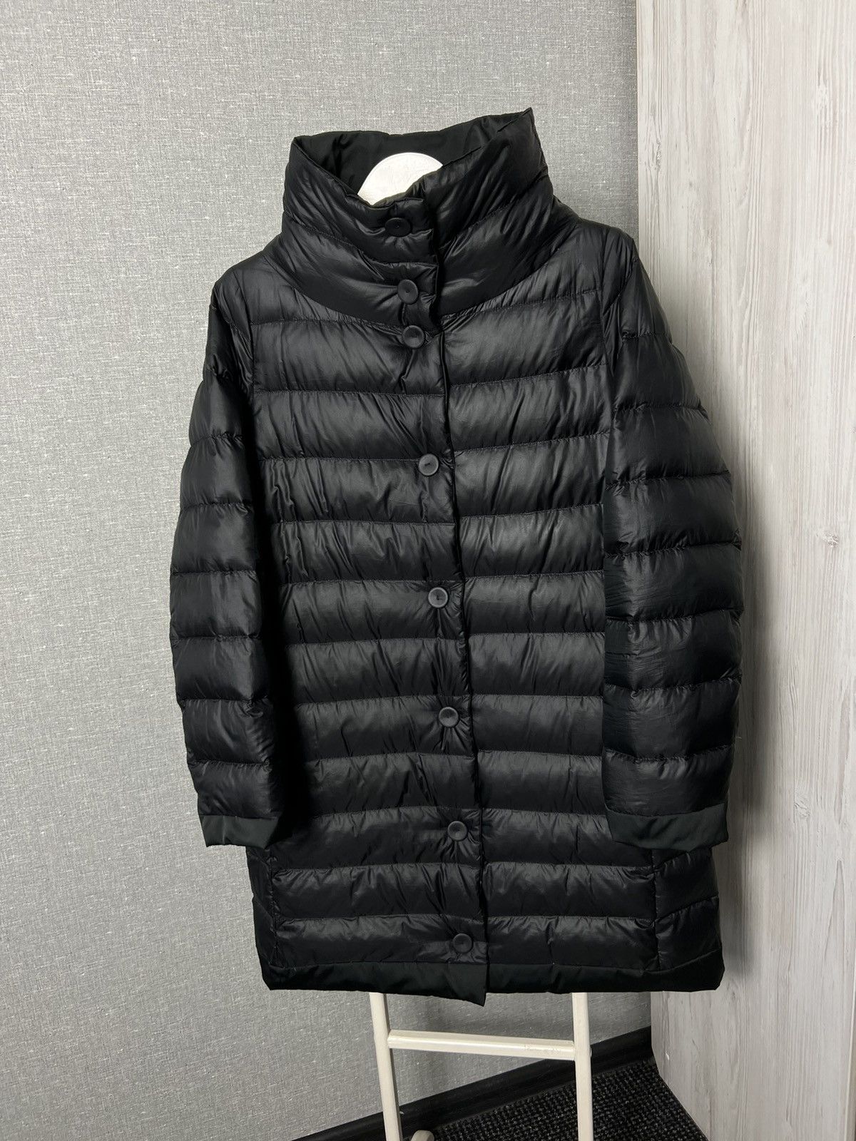 ダウンジャケット・コート Weekend Max Mara Black nylon Dolly padded jacket 29649762_58692796_600.jpg