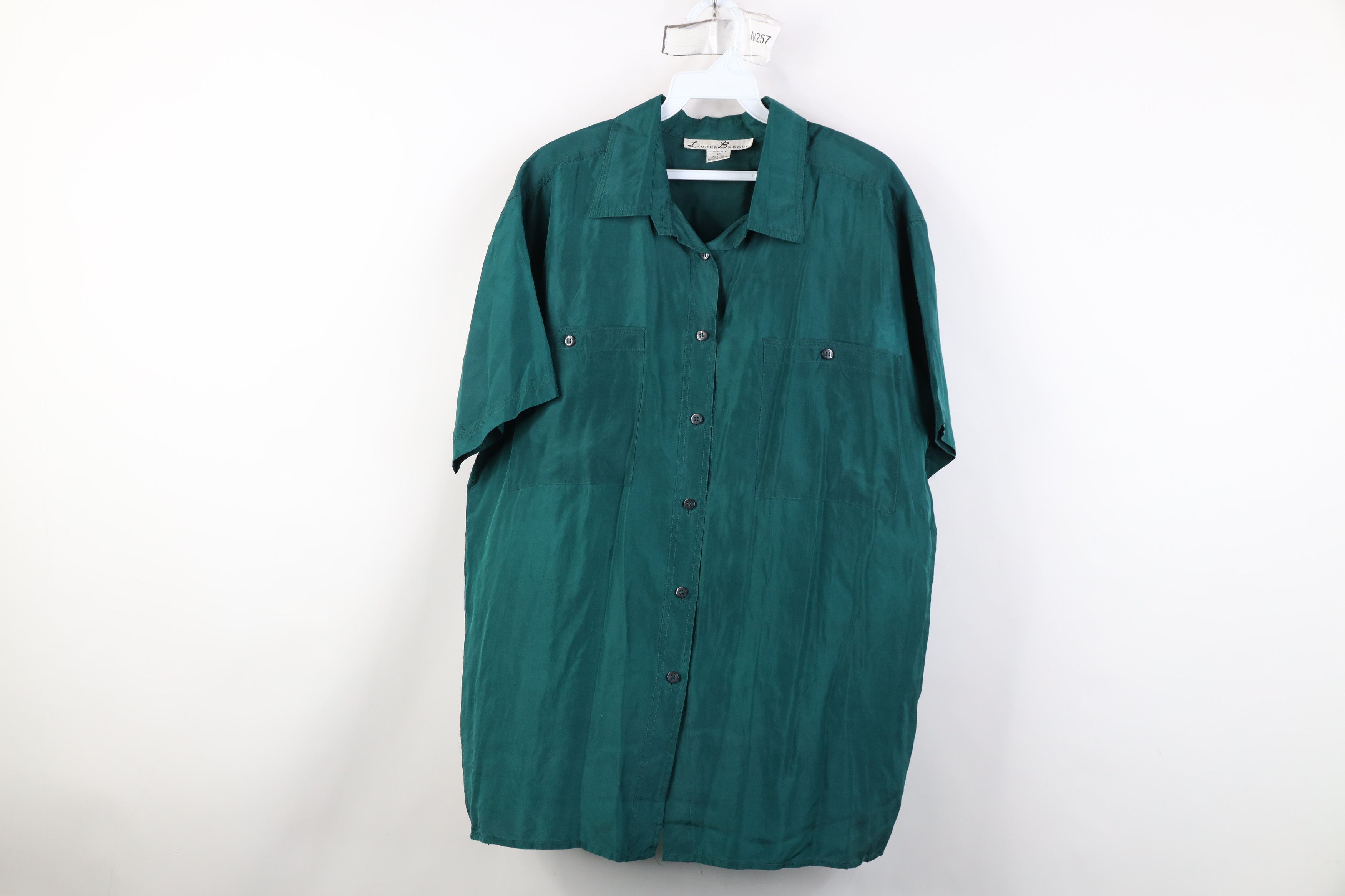 Vintage Vintage 90s Streetwear Short Sleeve Collared Button Shirt Size M / US 6-8 / IT 42-44 - 1 Thumbnail