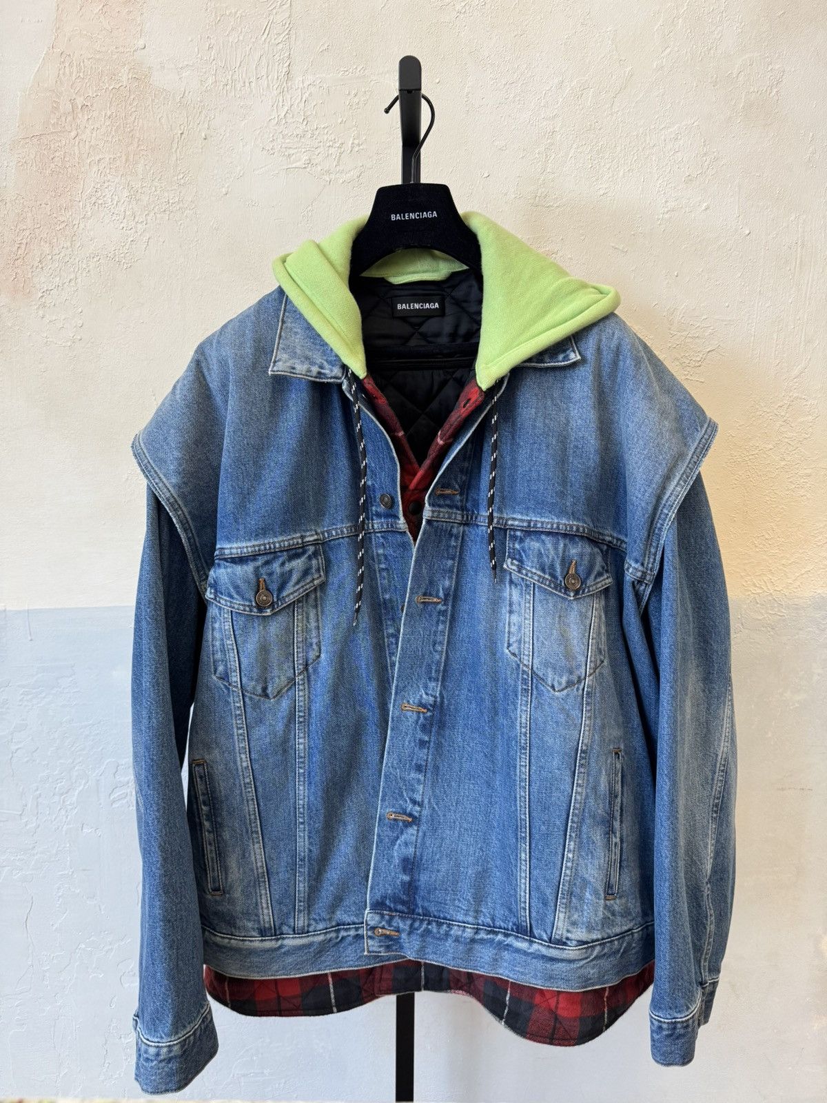 Balenciaga AW18 RUNWAY XXL OVERSIZED 48 DENIM DROP SHOULDER FLANNEL Size US XL / EU 56 / 4 - 1 Thumbnail