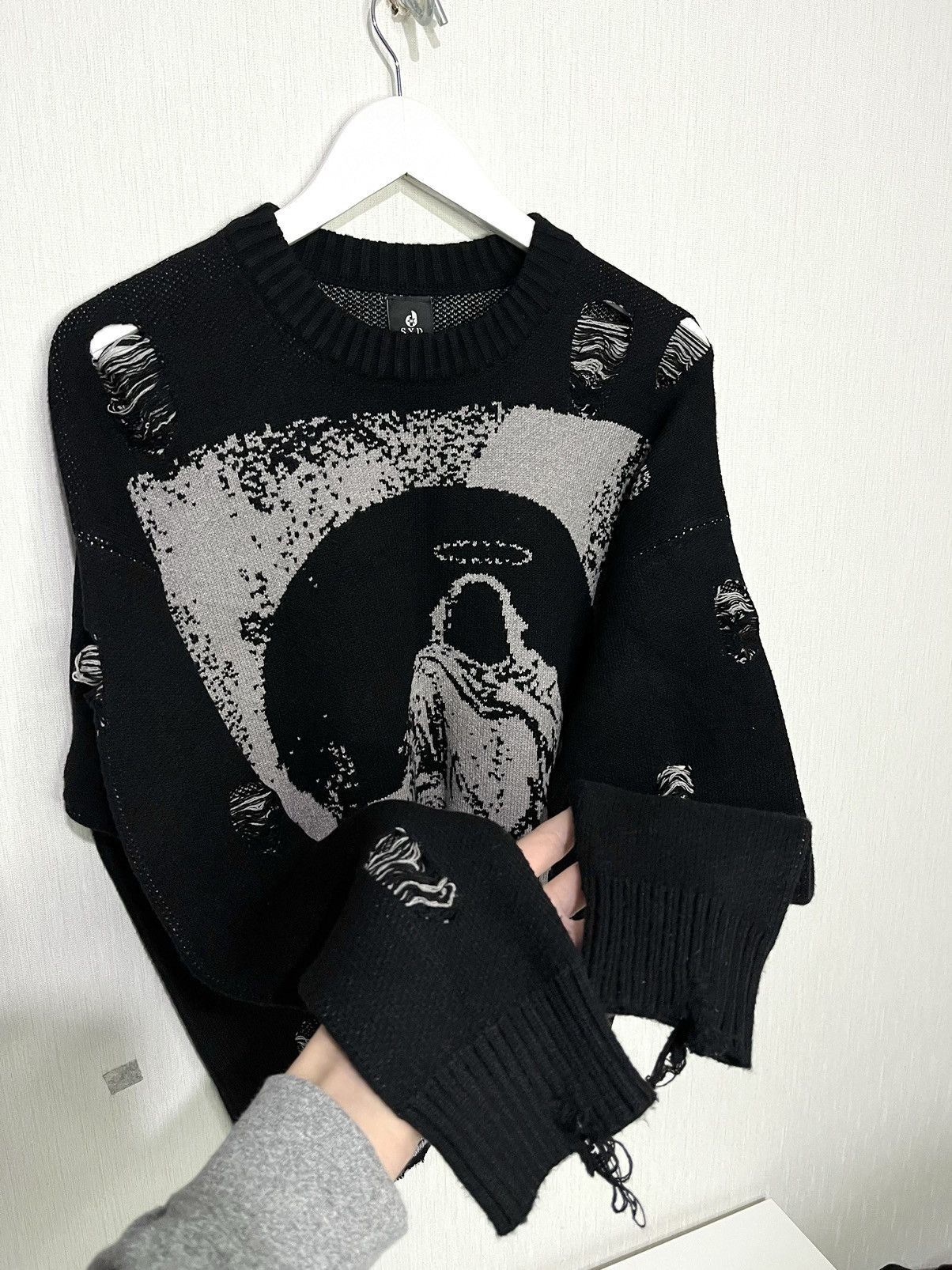 Japanese Brand Unisex Avant-Garde Opium Y2K Punk Destroyed Hole Sweater Size US M / EU 48-50 / 2 - 4 Thumbnail