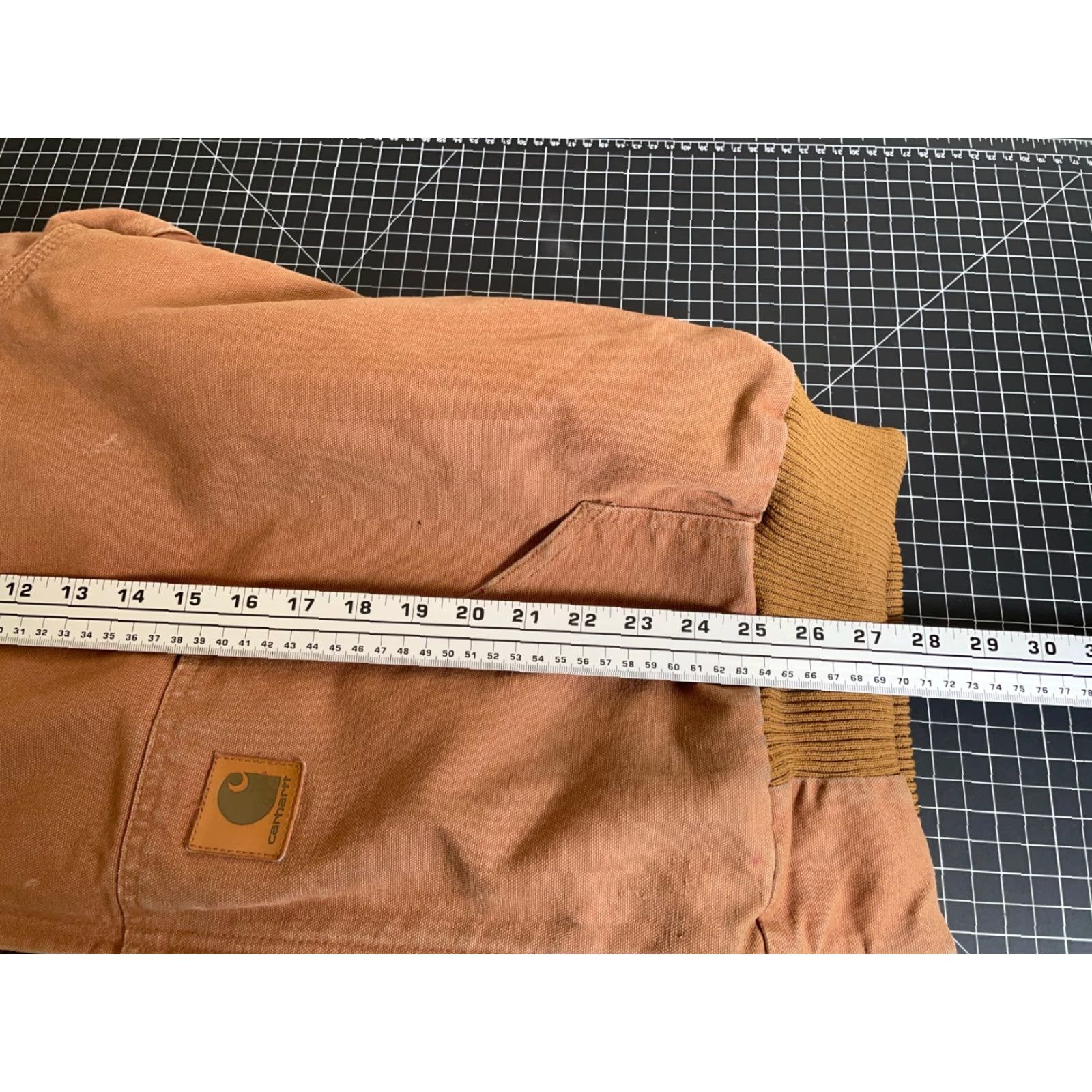 Carhartt VINTAGE Carhartt Jacket Canvas Distressed Dark Brown Hooded Fleece Lined 376-51 Adult XL Brown 90s Grunge Western Mens Size US XL / EU 56 / 4 - 6 Thumbnail