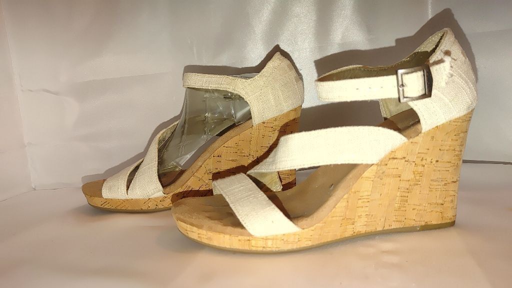 Toms Toms Clarissa Cork Wedge Sandal Size 7W Size US 7 / IT 37 - 3 Thumbnail