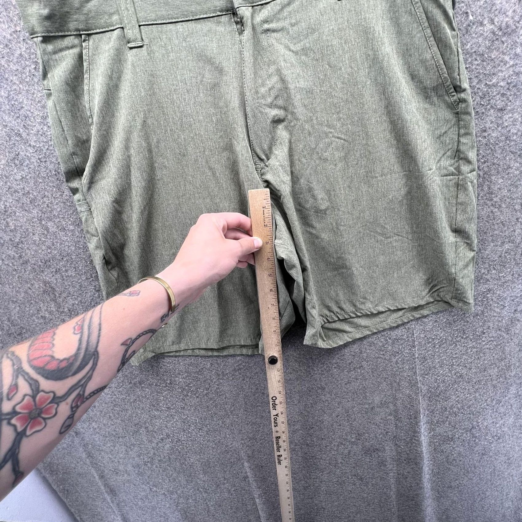 Vintage Reel Legends Shorts Mens 38 Green Microfiber Chino Stretch 9 Inseam Casual Size US 38 / EU 54 - 5 Thumbnail