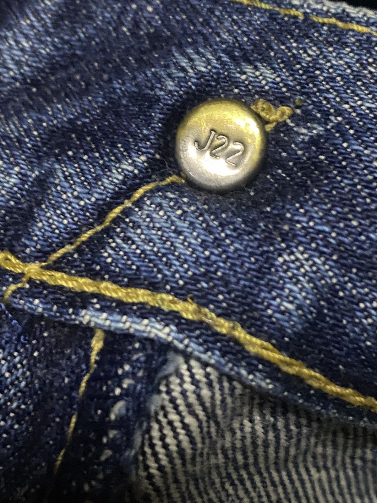 Levi's Vintage Levis 702xx Big E Japan Buckle Back Destroy Baggy Size US 35 - 14 Thumbnail