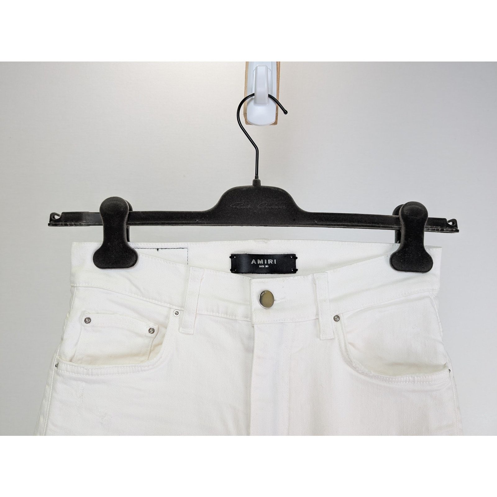 Amiri o1rshd1 Broken Jean in White Size US 30 / EU 46 - 7 Thumbnail