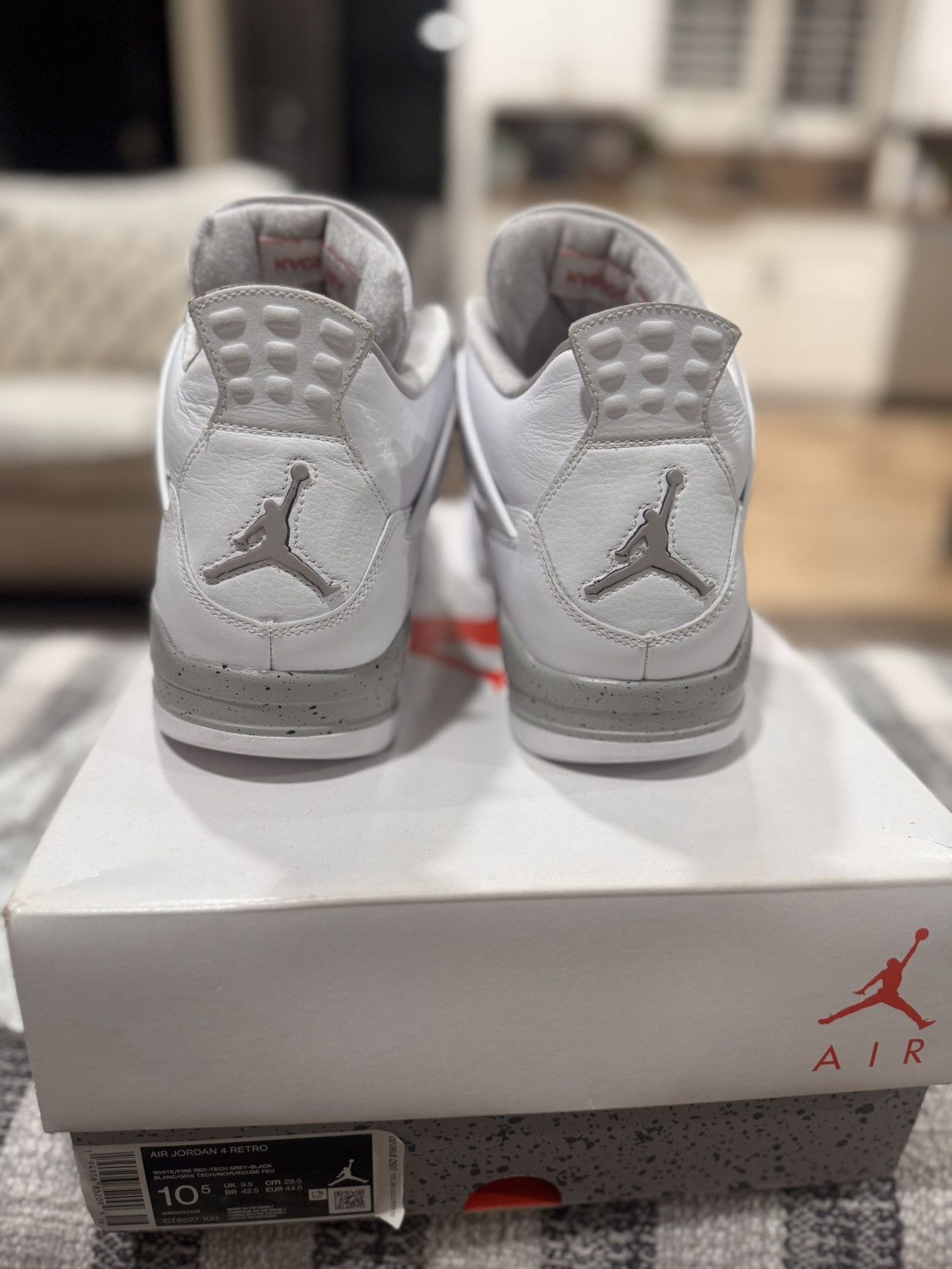 Nike Jordan 4 Oreo size 10.5 Size US 10.5 / EU 43-44 - 3 Thumbnail