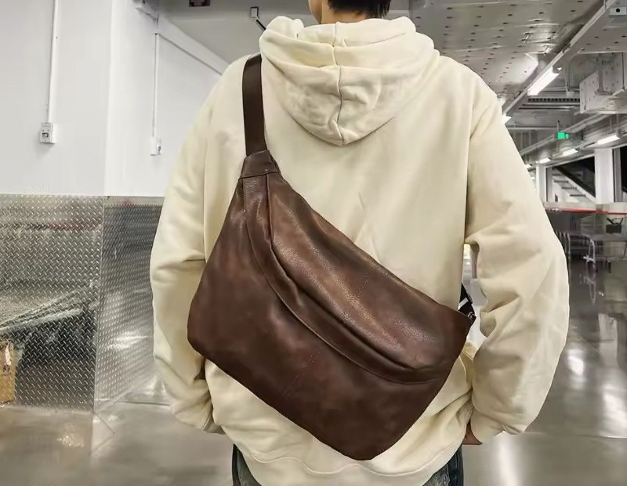 Japanese Brand × Leather Leather Chest Bag Size ONE SIZE - 1 Thumbnail