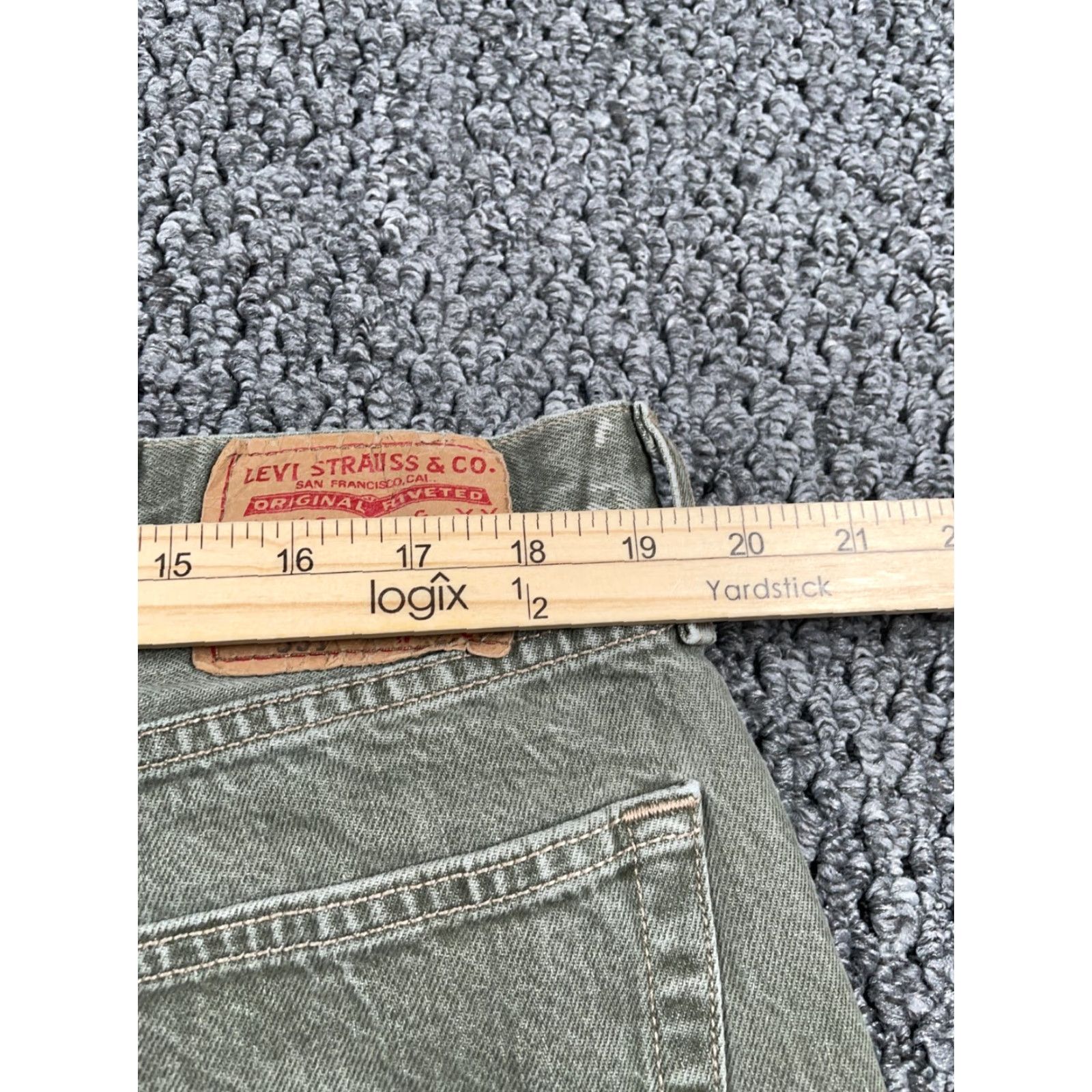 Levi's VINTAGE Levi's 501 Jeans Men - Olive Green Denim - Straight Leg, Button Fly - 39x30 (42/34Tag) - 90s Classic Casual World of Levi's Mens U.S. Size US 39 - 7 Thumbnail