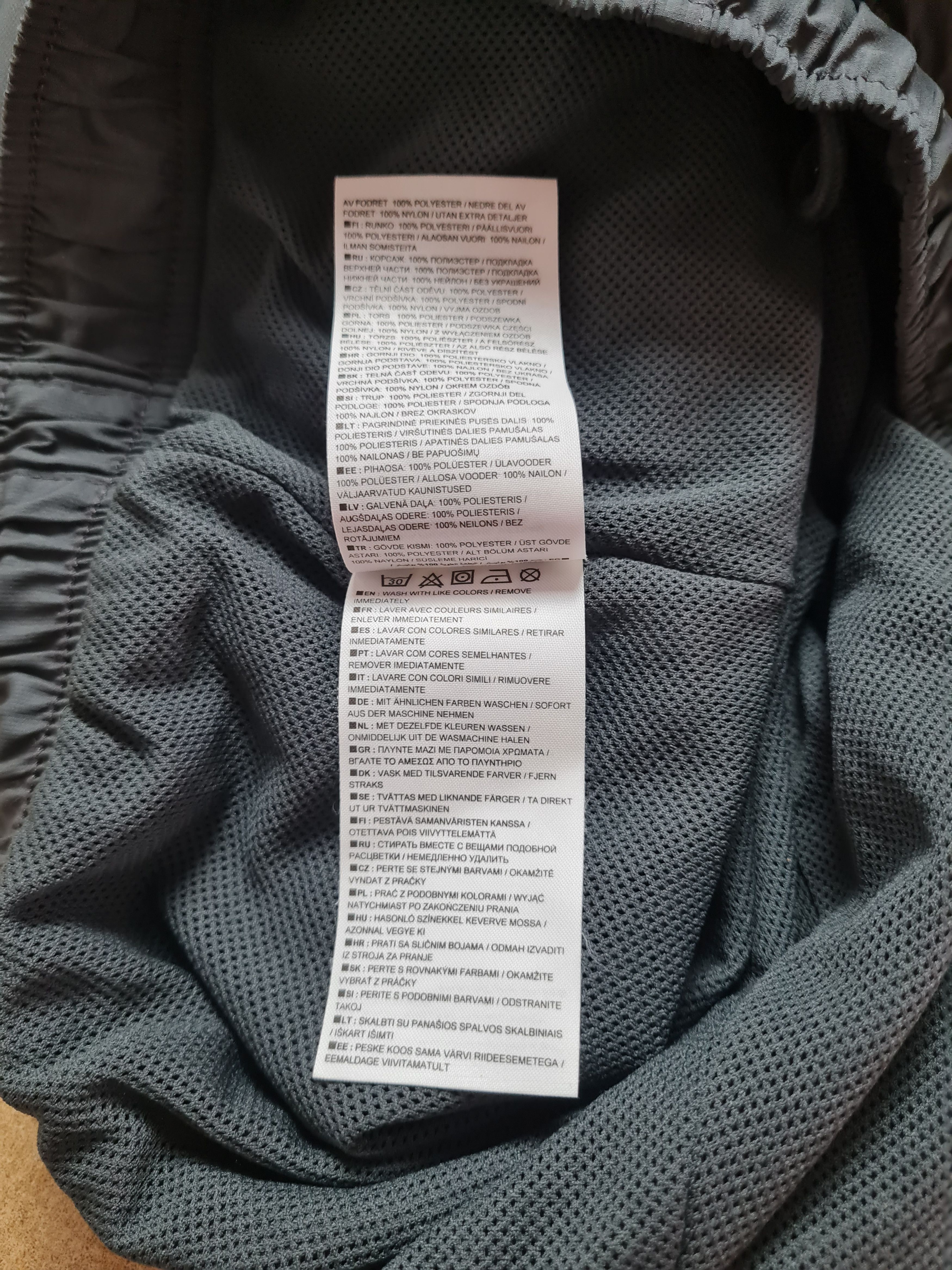 Nike Drill Track Pants Swoosh Y2K Rap TN Nike Nylon Big Logo Size US 34 / EU 50 - 14 Thumbnail