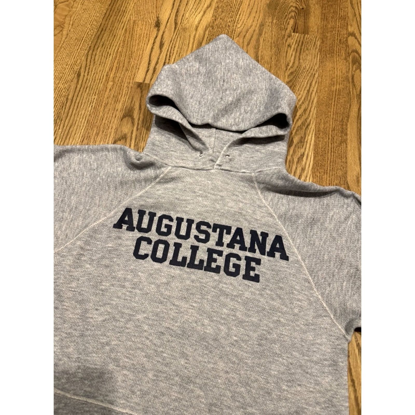Vintage VINTAGE Augustana College Hoodie Sweatshirt Men’s Small Pullover Gray 80s 90s College University Cotton Blend Polyester Sweatshirt Mens Small Size US S / EU 44-46 / 1 - 2 Thumbnail
