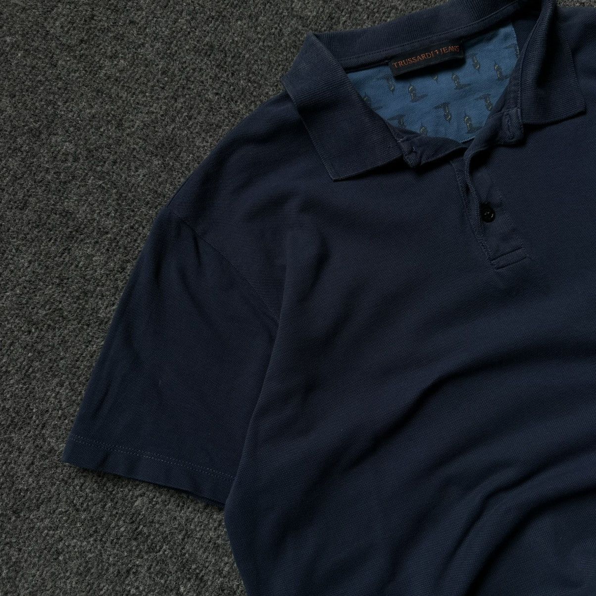 Trussardi Luxury Trussardi Polo Size M Dark Blue Y2K 00s Old Money It Size US M / EU 48-50 / 2 - 9 Thumbnail