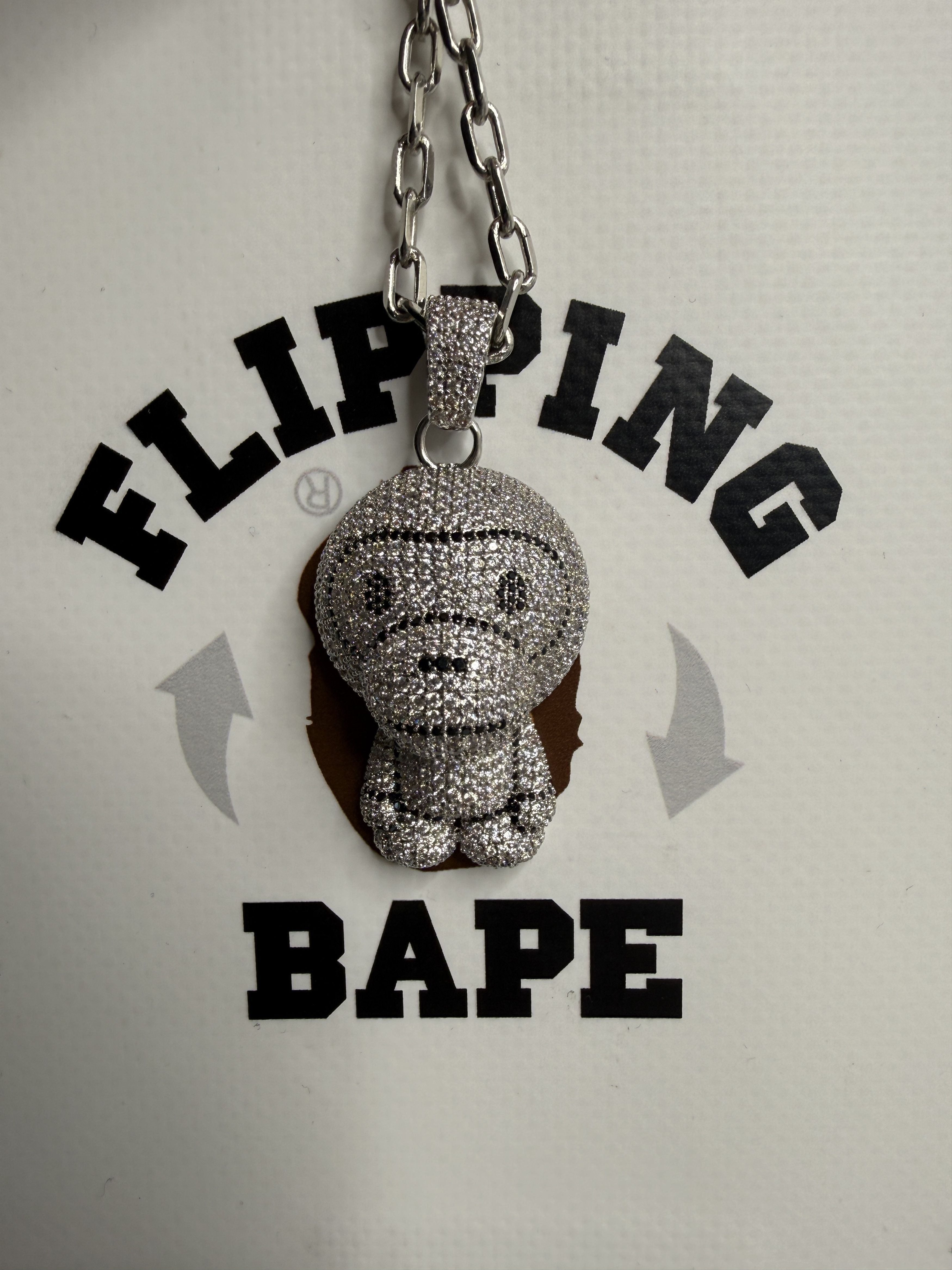 BAPE MILO CRYSTAL STONE NECKLACE FW22