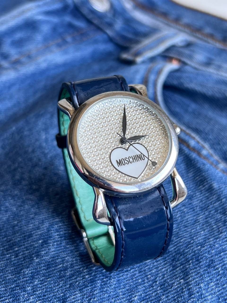 Moschino MOSCHINO WATCHES WORK ❗️Heart logo y2k Size ONE SIZE - 1 Thumbnail
