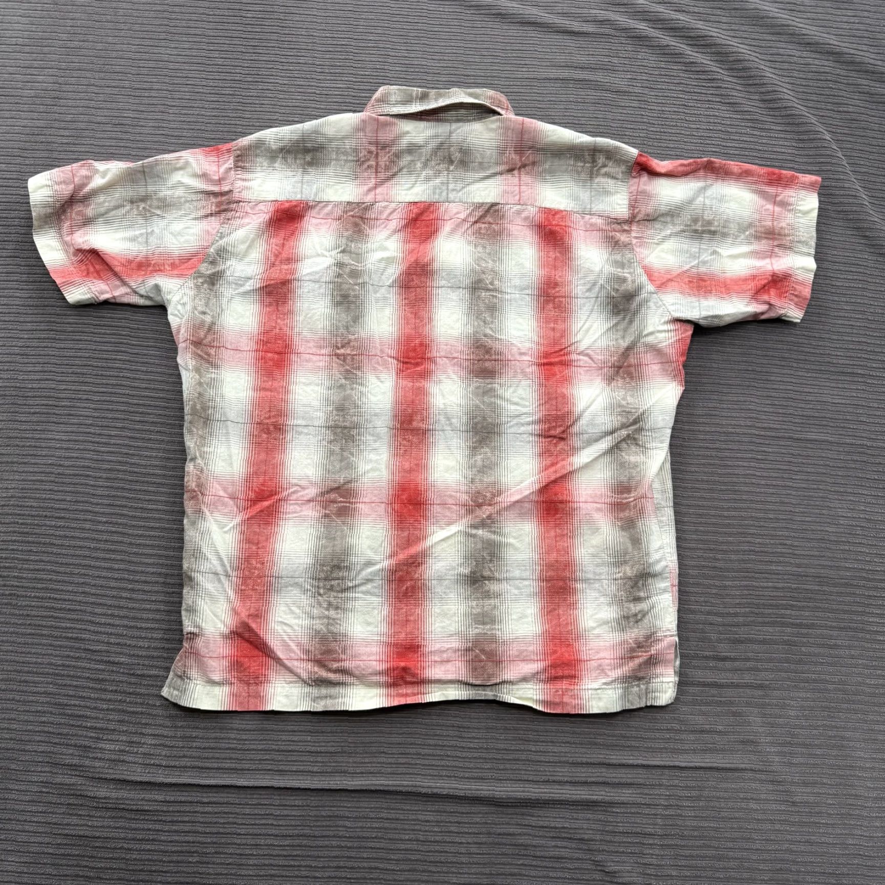 Mountain Hardwear Mountain Hardwear Shirt Mens M Red Plaid Short Sleeve Button Up Outdoor Size US M / EU 48-50 / 2 - 2 Thumbnail