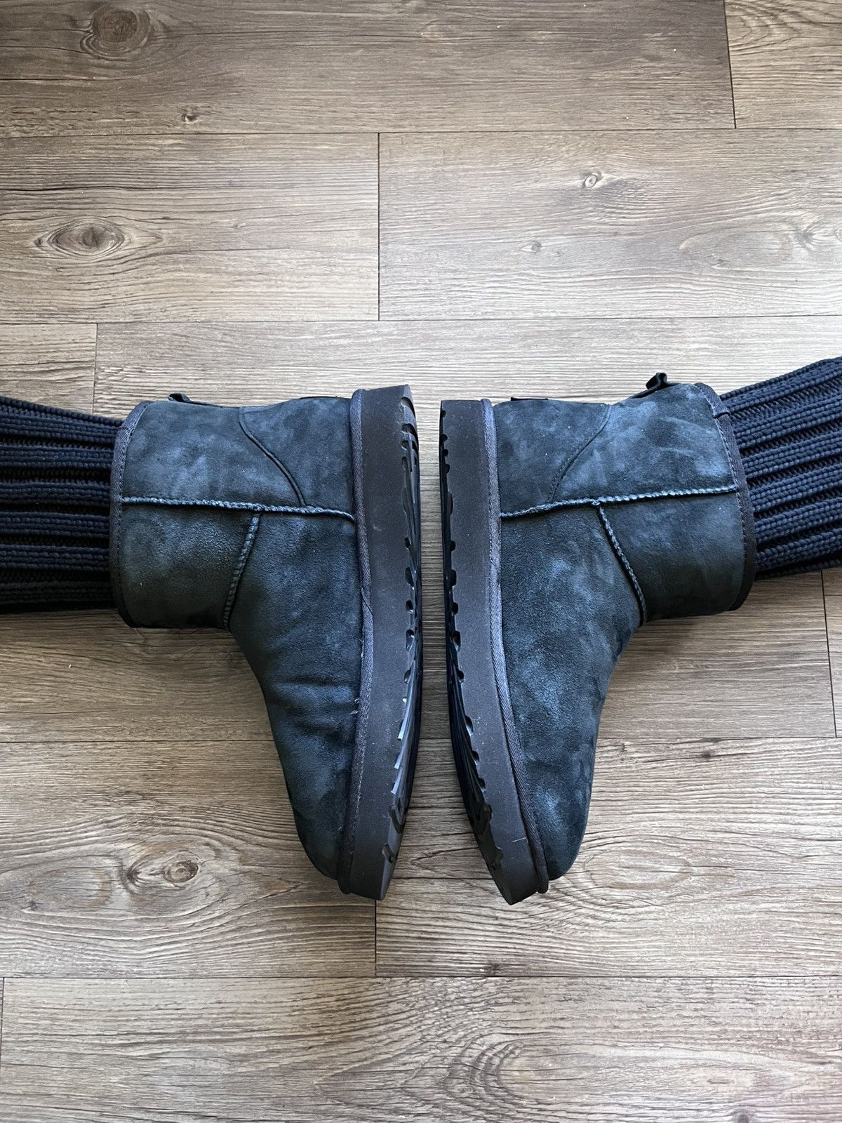 Sacai × Ugg Ugg x Sacai knit black Classic mini ll Size US 11 / EU 44 - 3 Thumbnail