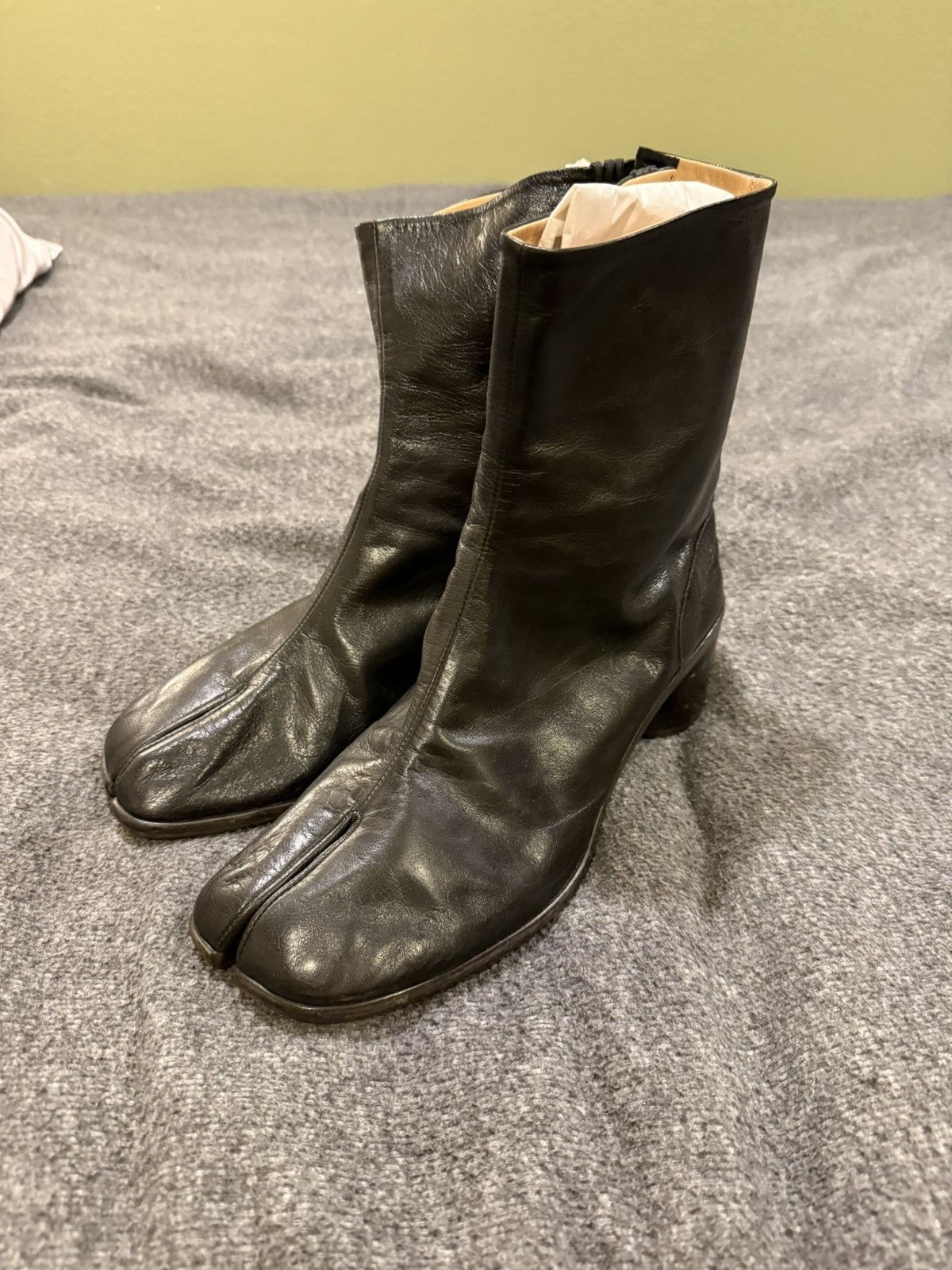 Maison Margiela Classic Camel Toe Boots Size US 10 / EU 43 - 1 Thumbnail