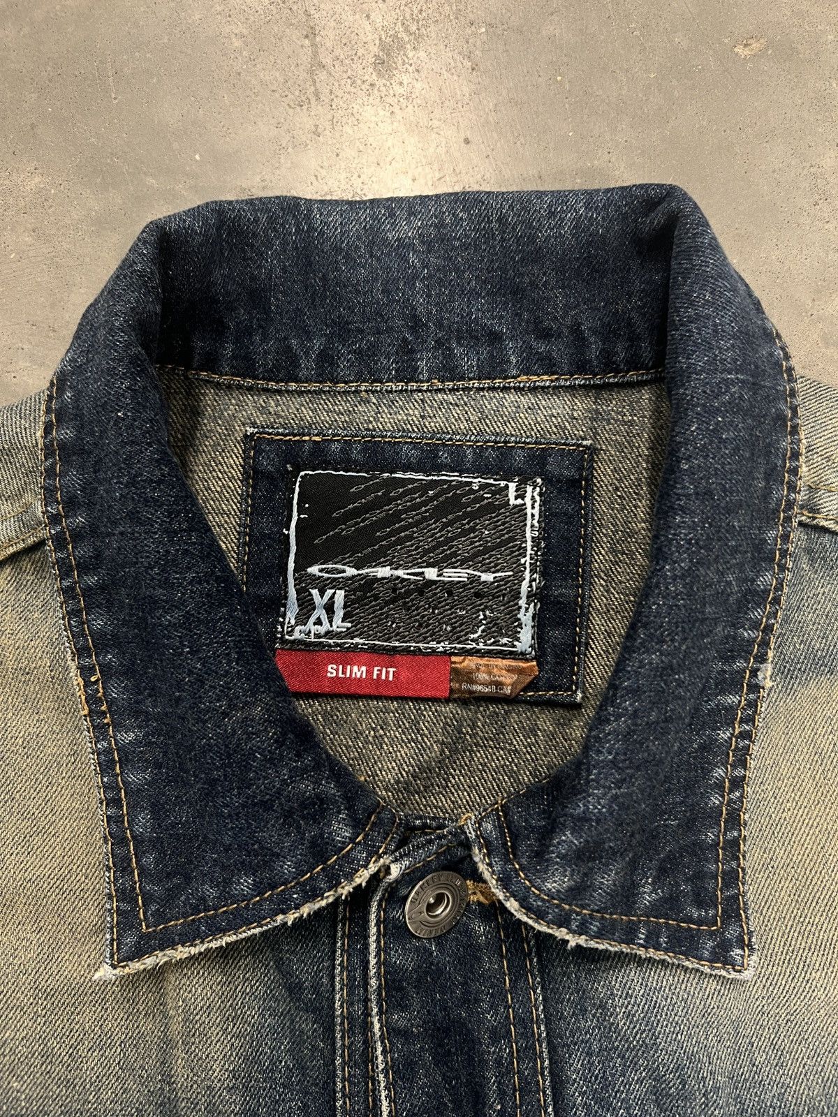 Oakley 2006 Vintage Oakley MP3 Denim Jacket Size US XL / EU 56 / 4 - 9 Thumbnail
