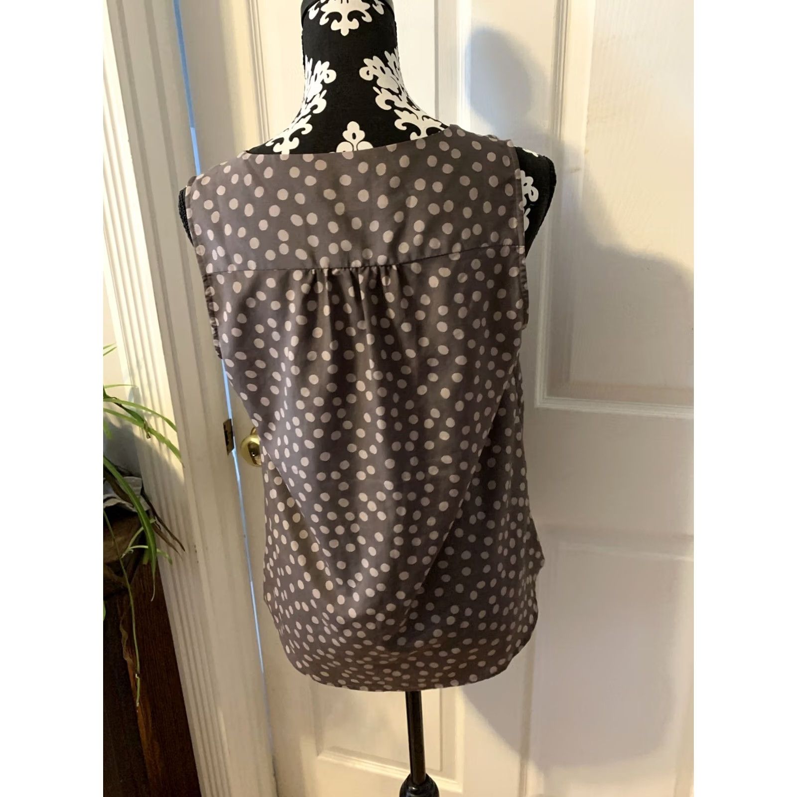 Loft Loft Polka Dot Tank Blouse Top Work/Office Wear Womens SZ M Blouse Sleeveless Chiffon Polyester Brown Satin? Size M / US 6-8 / IT 42-44 - 5 Thumbnail