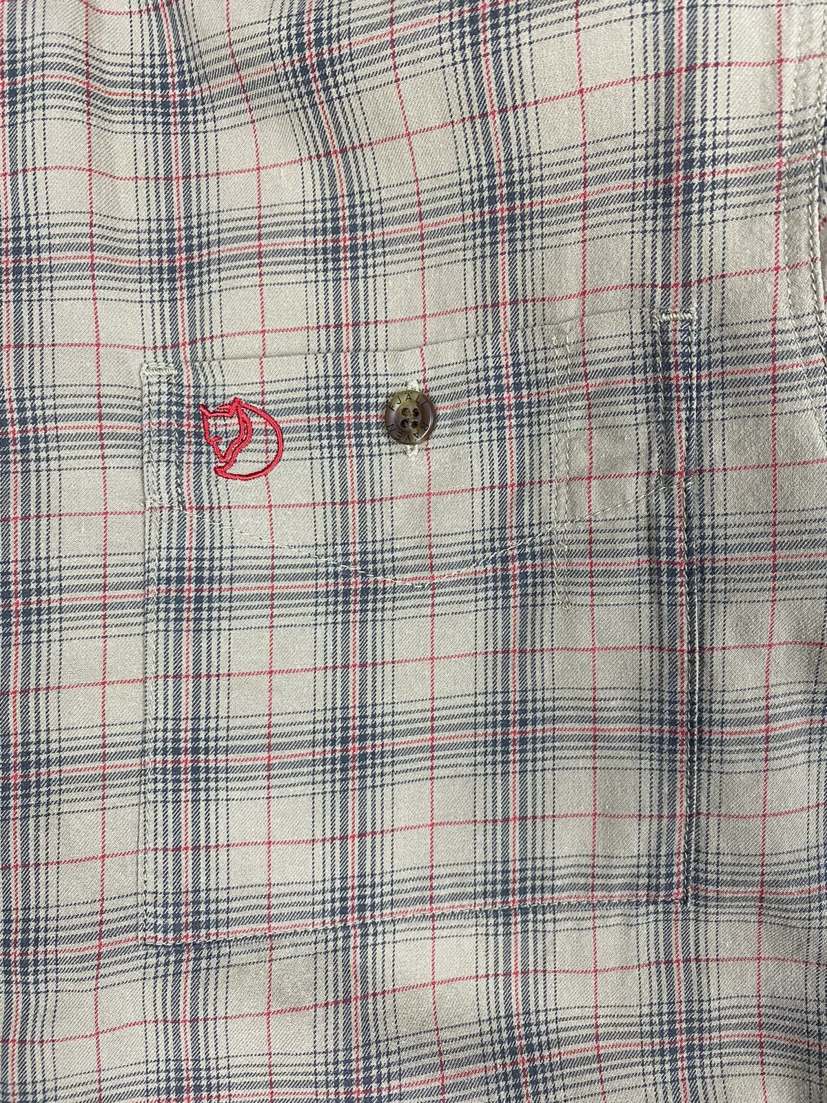 Fjallraven Fjallraven Varg Checkered Outdoor Button Up Shirt Size US M / EU 48-50 / 2 - 4 Thumbnail