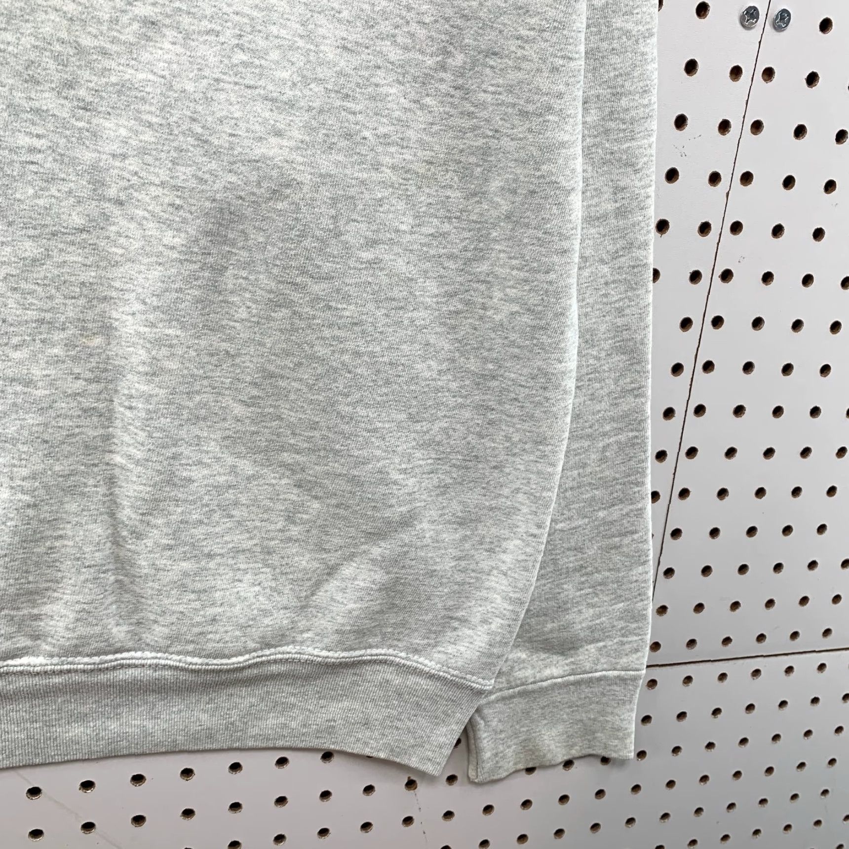 Vintage VINTAGE Augustana College Sweatshirt Mens Large Gray Fleece Embroidered USA Size US L / EU 52-54 / 3 - 7 Thumbnail