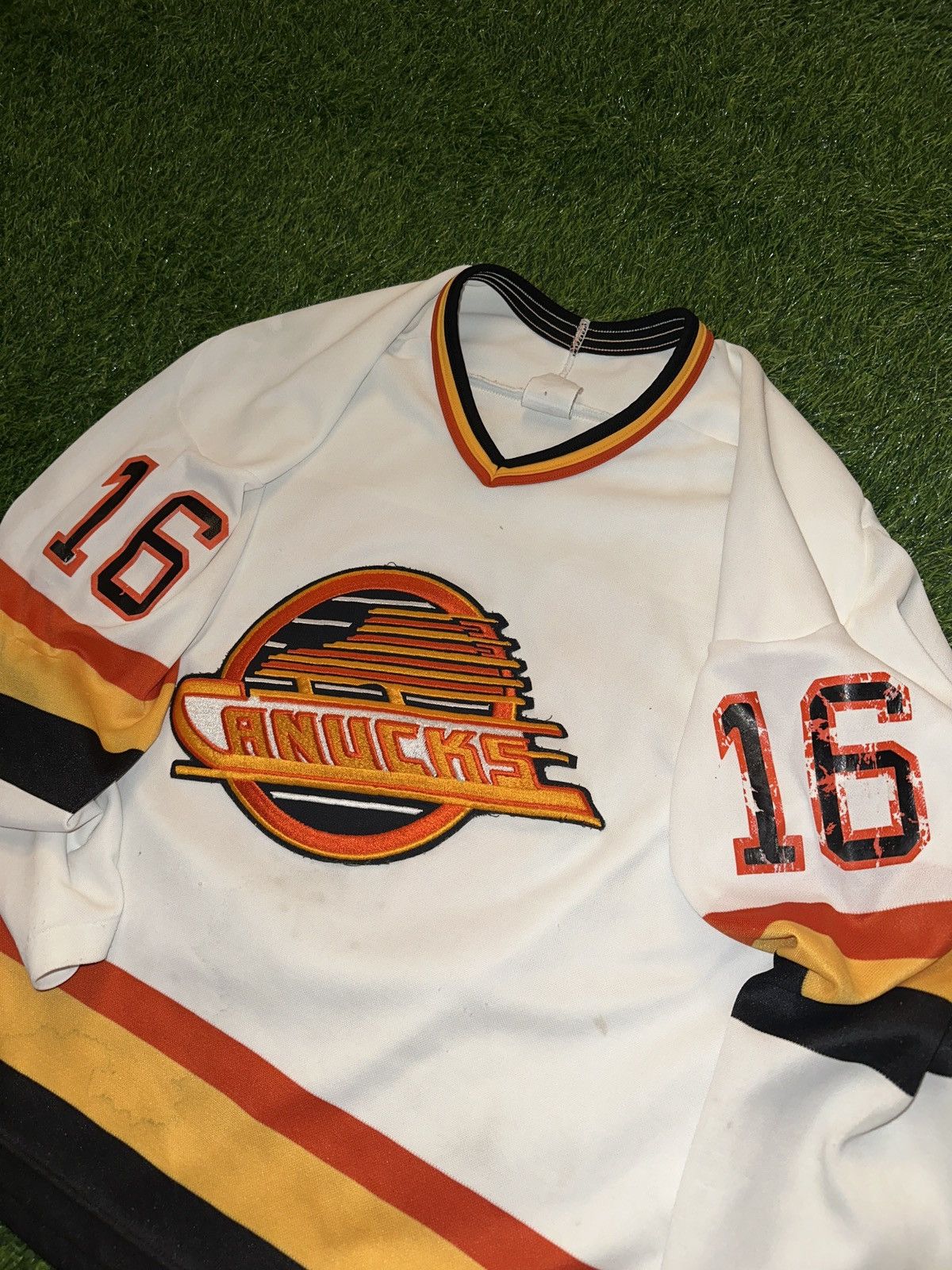 NHL Vintage CCM nhl vancouver canucks flying skate trevor linden Size US L / EU 52-54 / 3 - 3 Thumbnail