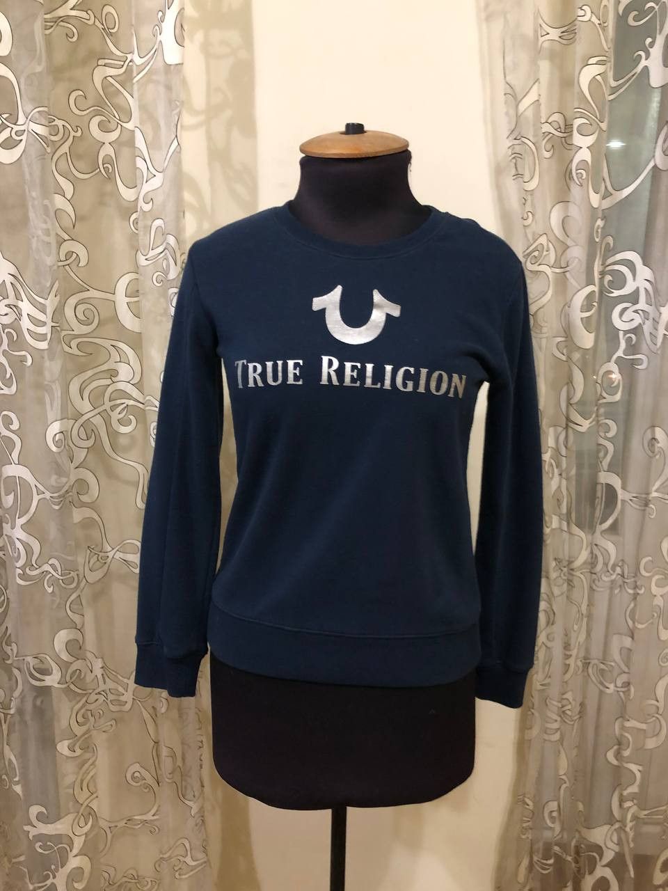 True Religion True Religion Womens Blue Sleeve Cropped Sweater Size L Size L / US 10 / IT 46 - 1 Thumbnail