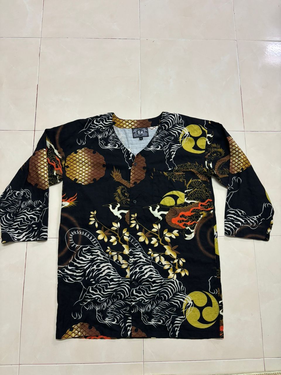 Japanese Brand JAPANESE-STYLE SHIRT OR YUKATA STRIKING TIGER & DRAGON Size US M / EU 48-50 / 2 - 4 Thumbnail