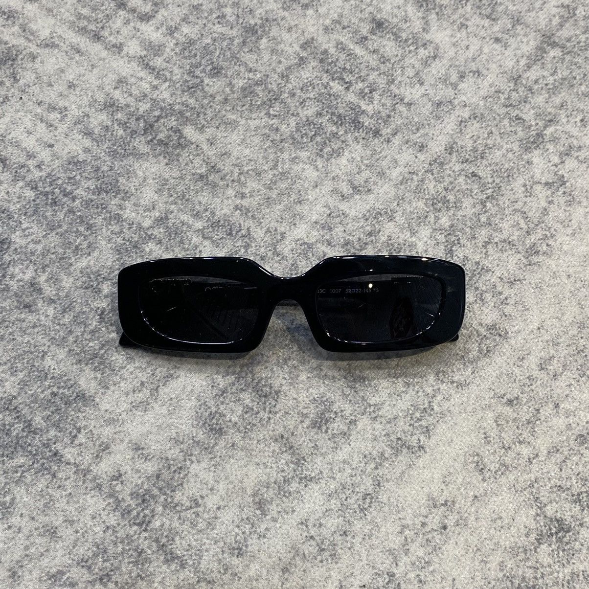 Off-White OFF WHITE RENTON OERI13CF24PLA0011007 BLACK DARK GREY Size ONE SIZE - 3 Thumbnail