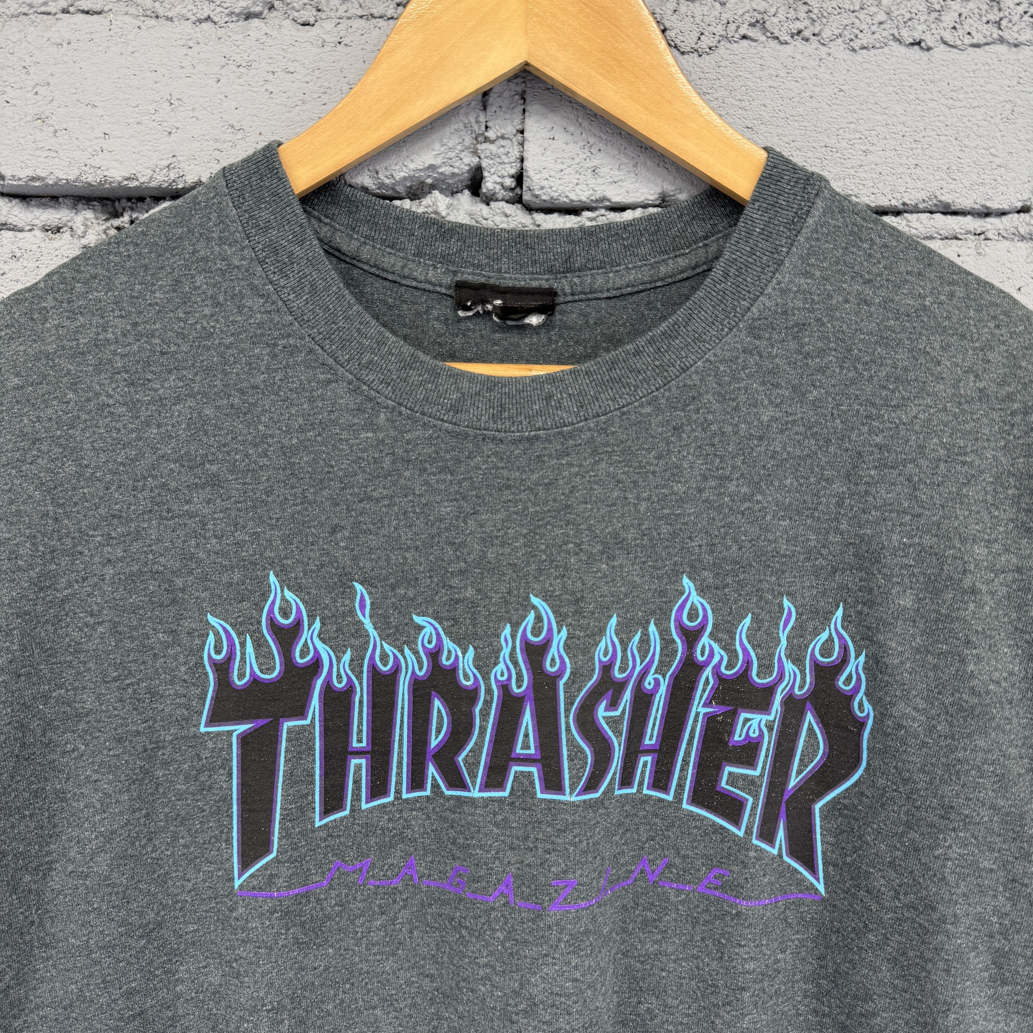 Thrasher Vintage Thrasher Magazine Blue Flames Tshirt Size US L / EU 52-54 / 3 - 3 Thumbnail