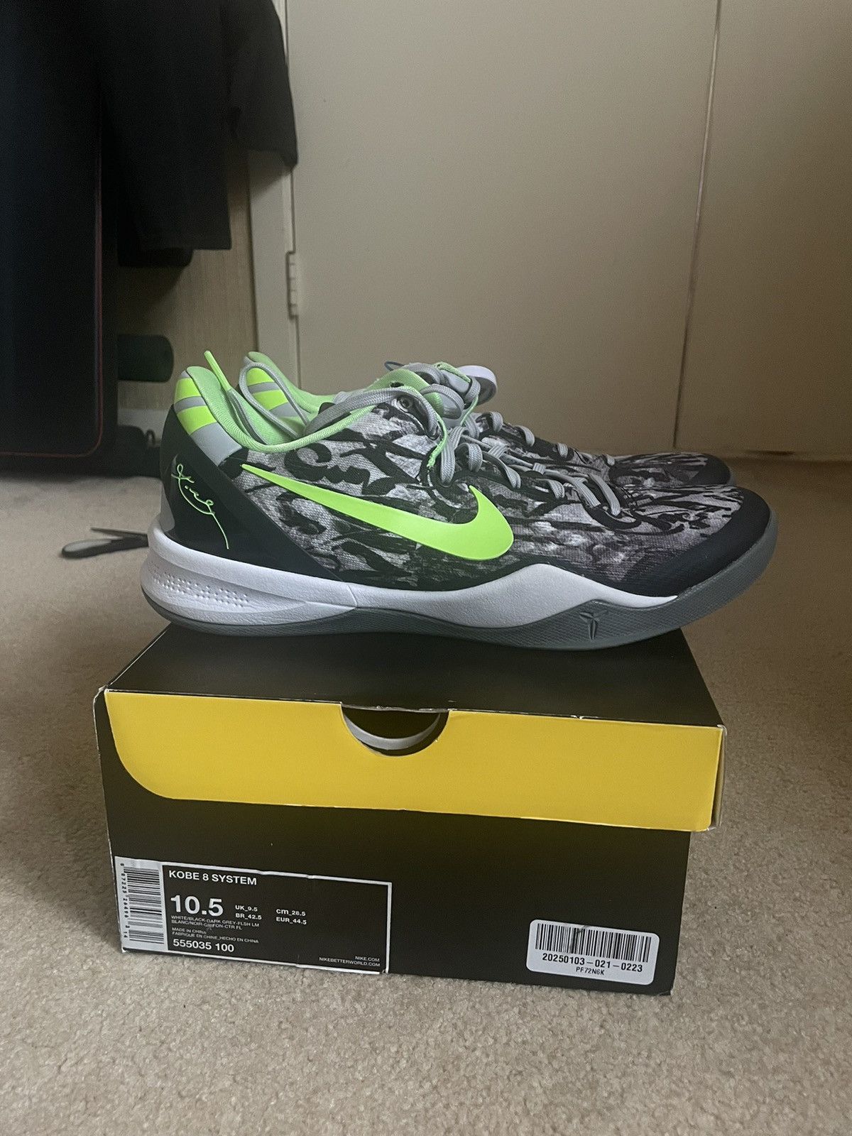 Nike Nike Kobe 8 ‘Graffiti’ Size US 10.5 / EU 43-44 - 1 Thumbnail