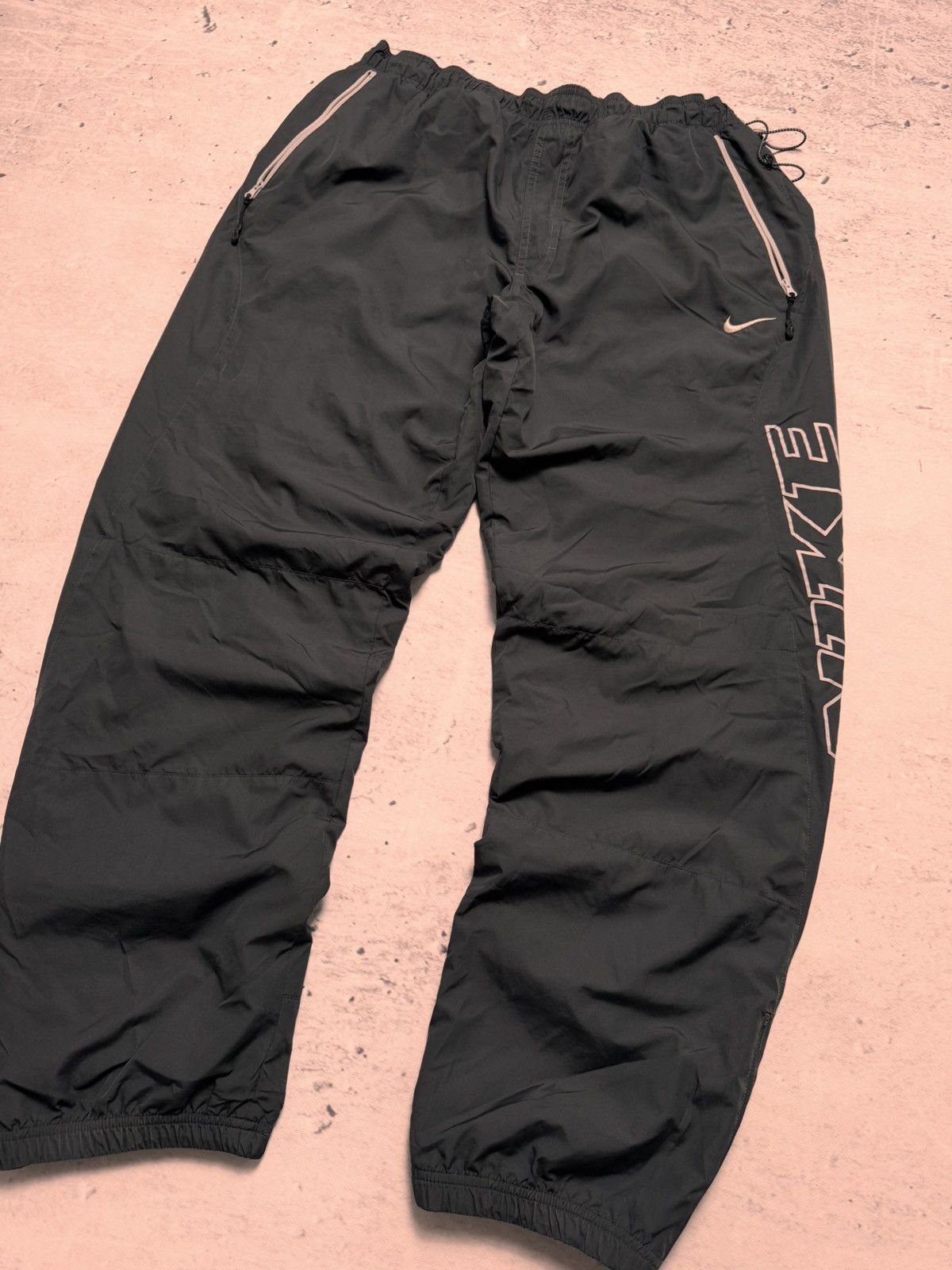 Nike × Vintage NIKE VINTAGE BASIC LOGO OVERSIZE BAGGY PANTS Size US 34 / EU 50 - 2 Thumbnail