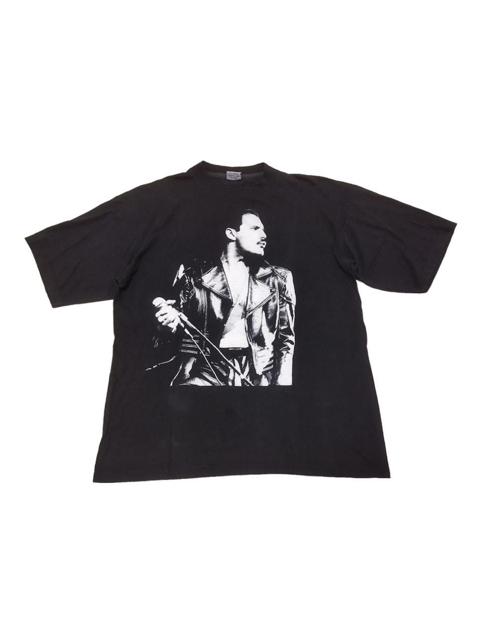 Band Tees × Vintage Vintage 90s Freddie Mercury Queen Band Tee Size US XL / EU 56 / 4 - 1 Thumbnail