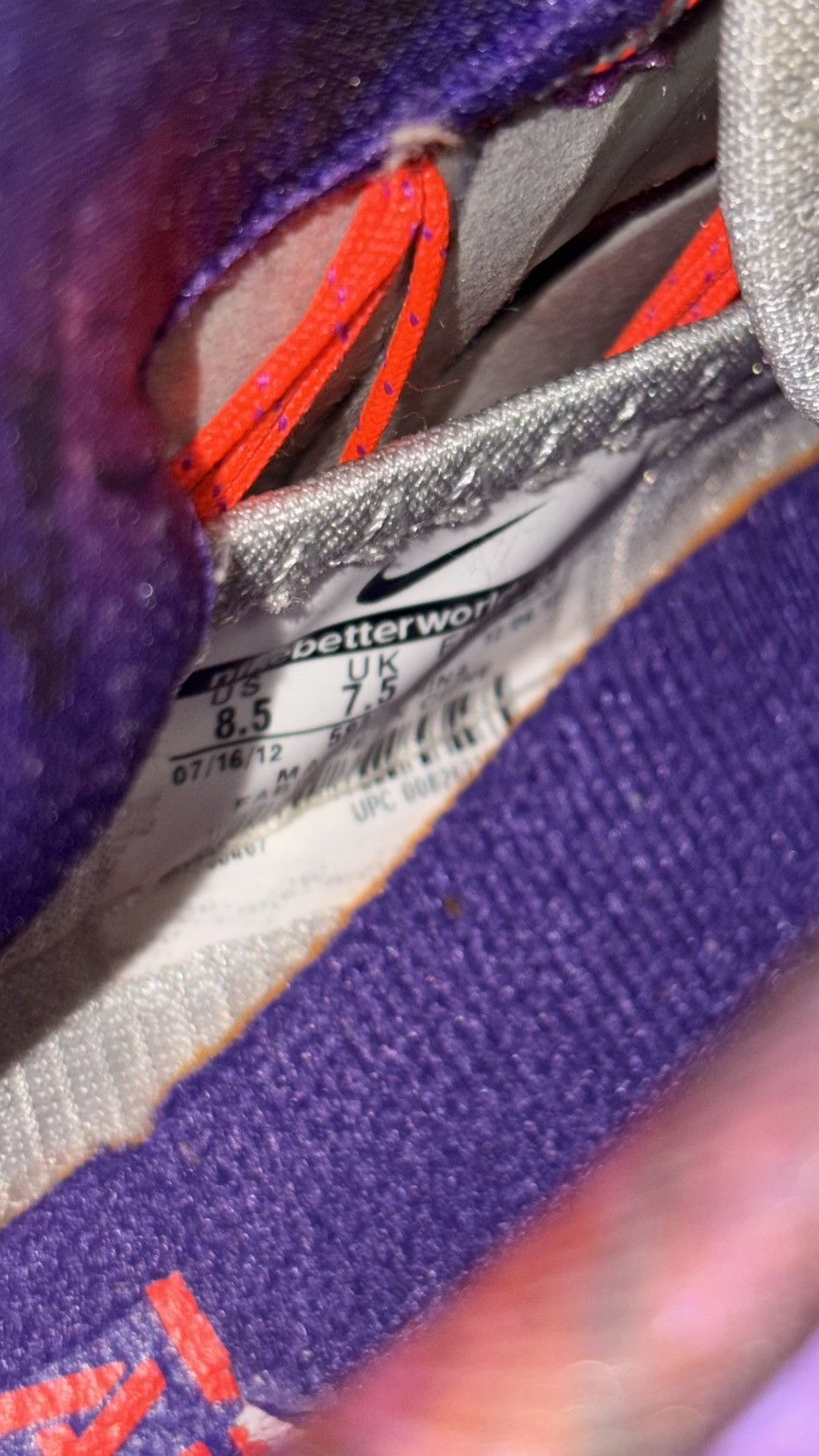 Nike Lebron 10 Extraterrestrial Size US 8.5 / EU 41-42 - 5 Thumbnail