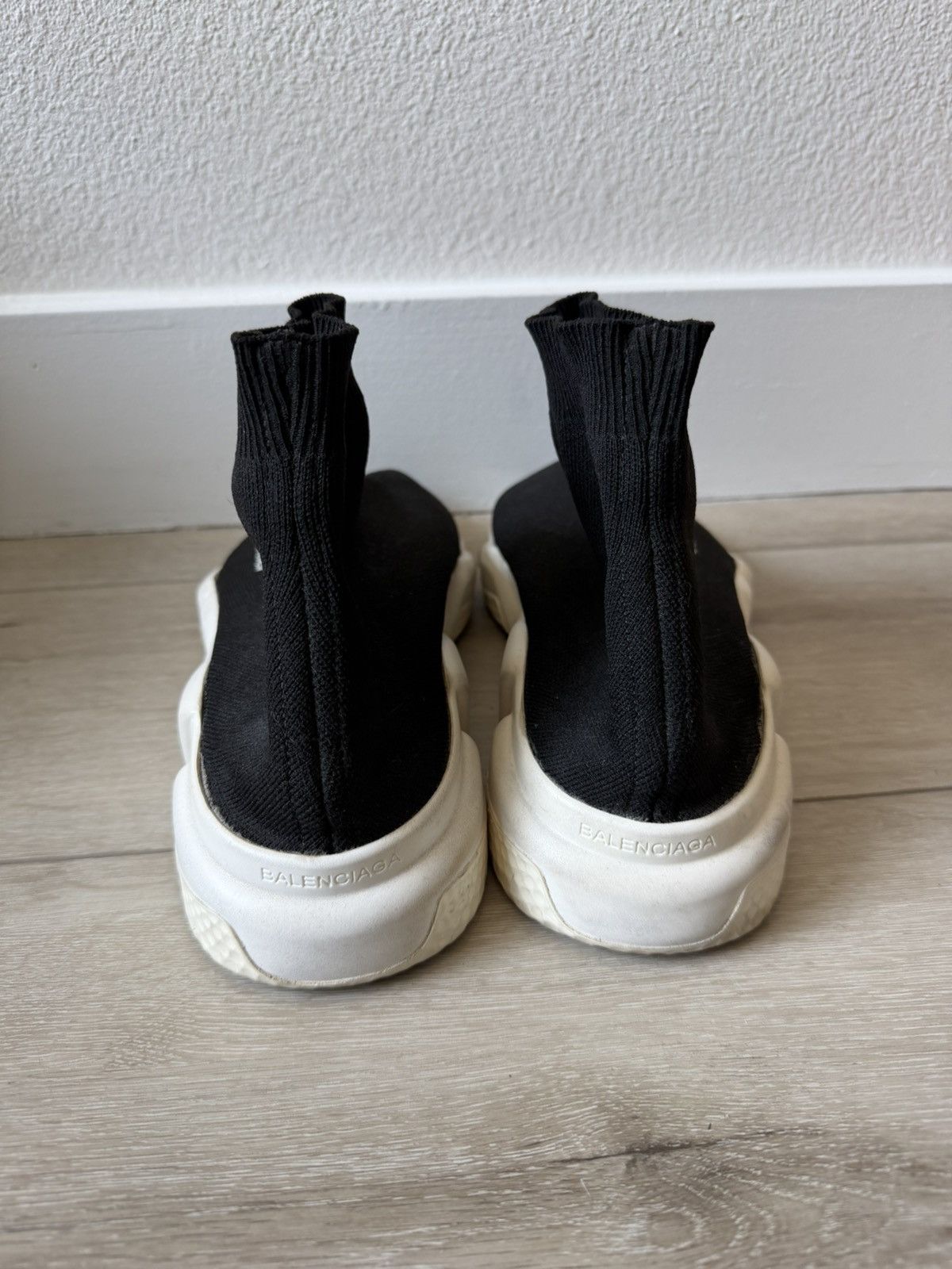 Balenciaga Balenciaga Logo Sock Runner Sneakers Size US 9 / EU 42 - 4 Thumbnail