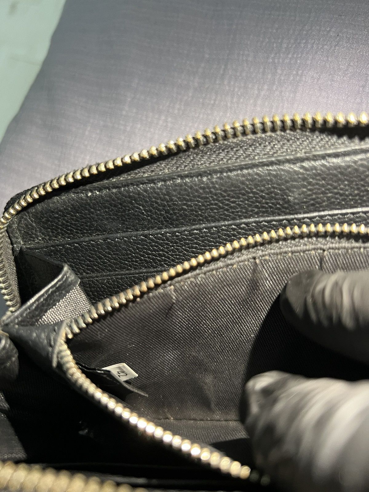 Prada Prada Black Crystal Embellished Leather Zip Around Wallet Size ONE SIZE - 16 Thumbnail