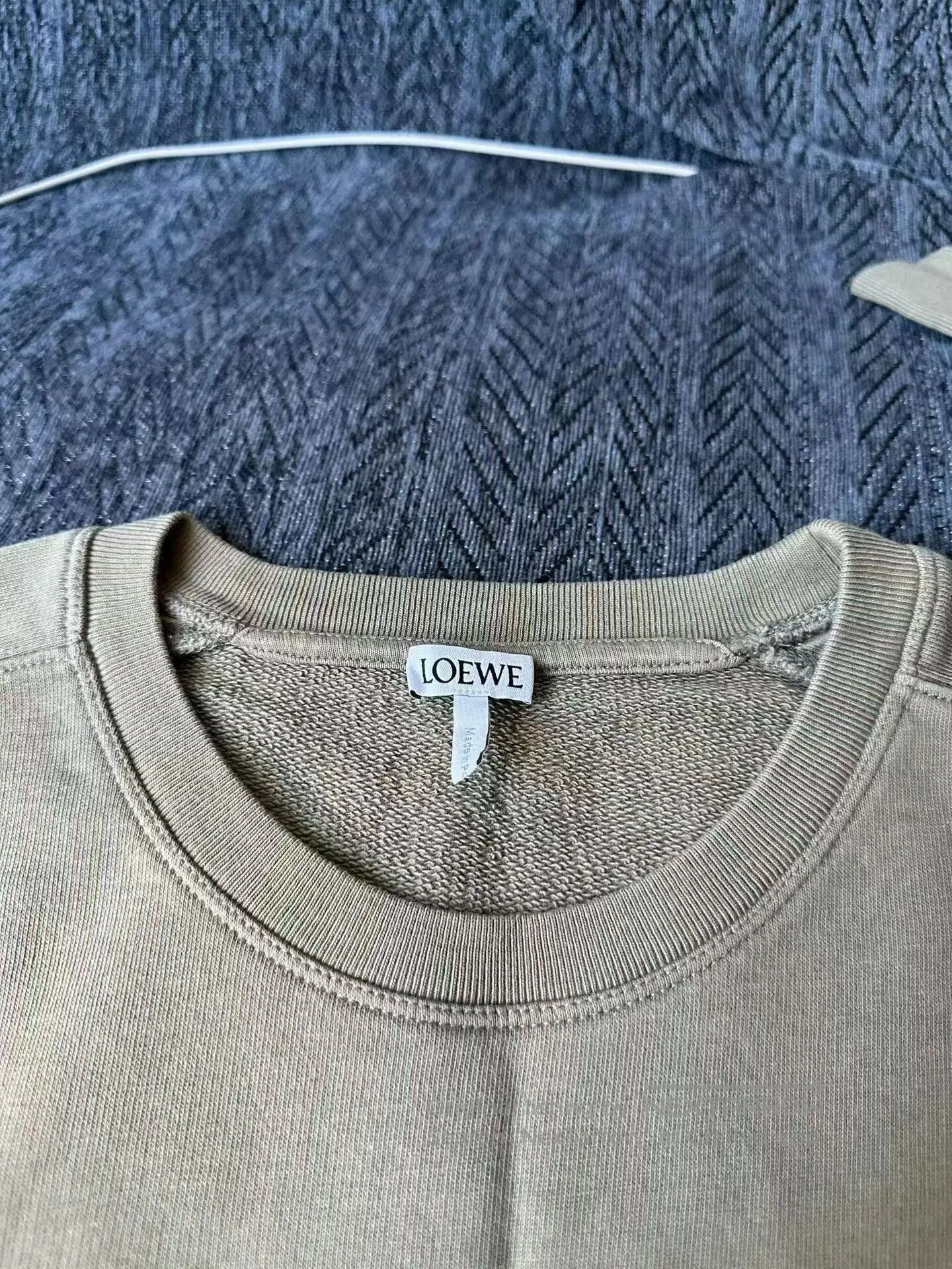 Loewe Loewe Embroidered Sweatshirt. Size US XL / EU 56 / 4 - 4 Thumbnail