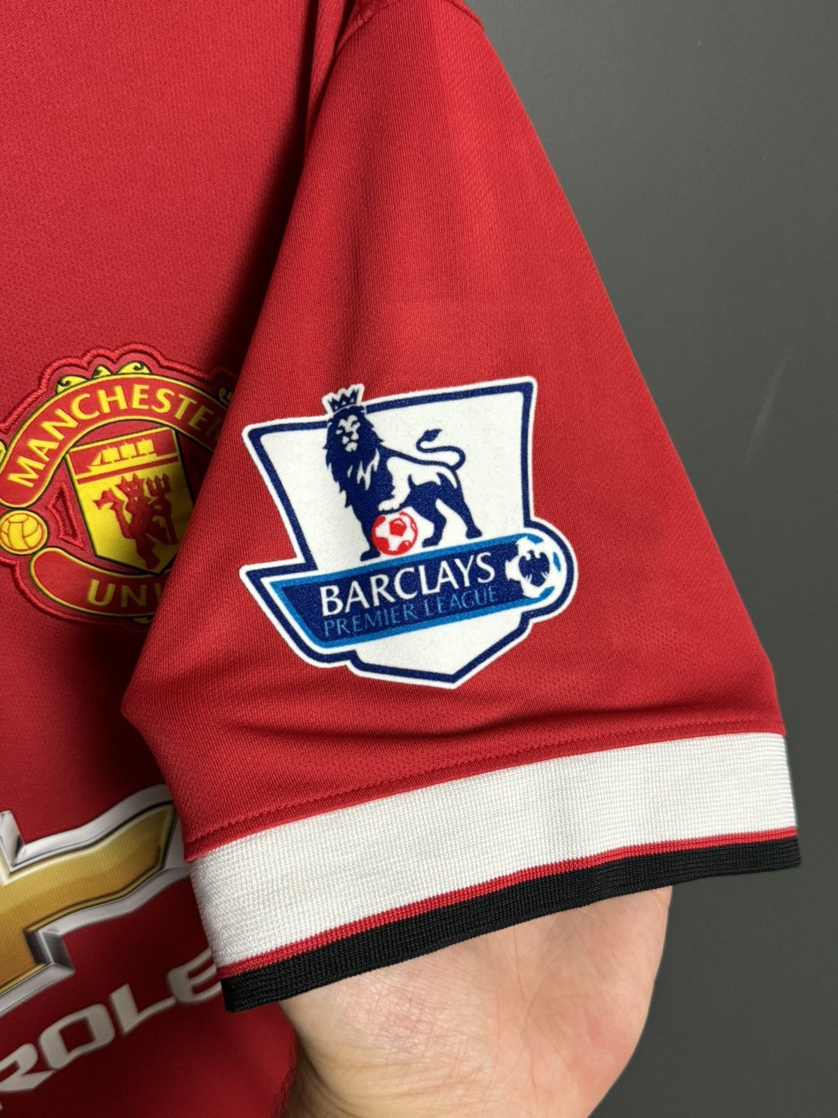 Nike Manchester United 14/15 Home Di Maria Football Jersey Size US L / EU 52-54 / 3 - 6 Thumbnail
