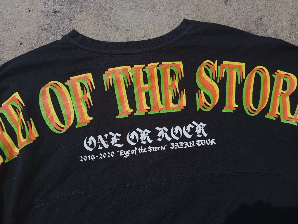 Japanese Brand One Ok Rock 💥 Tshirt Band Japan 🎸🎌 Size US M / EU 48-50 / 2 - 1 Thumbnail